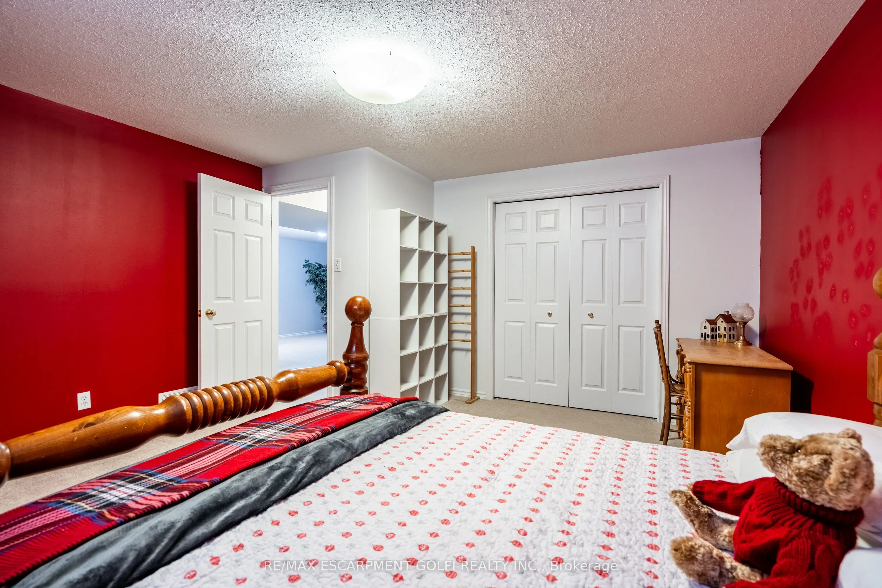 19 Hanlon Place, #3