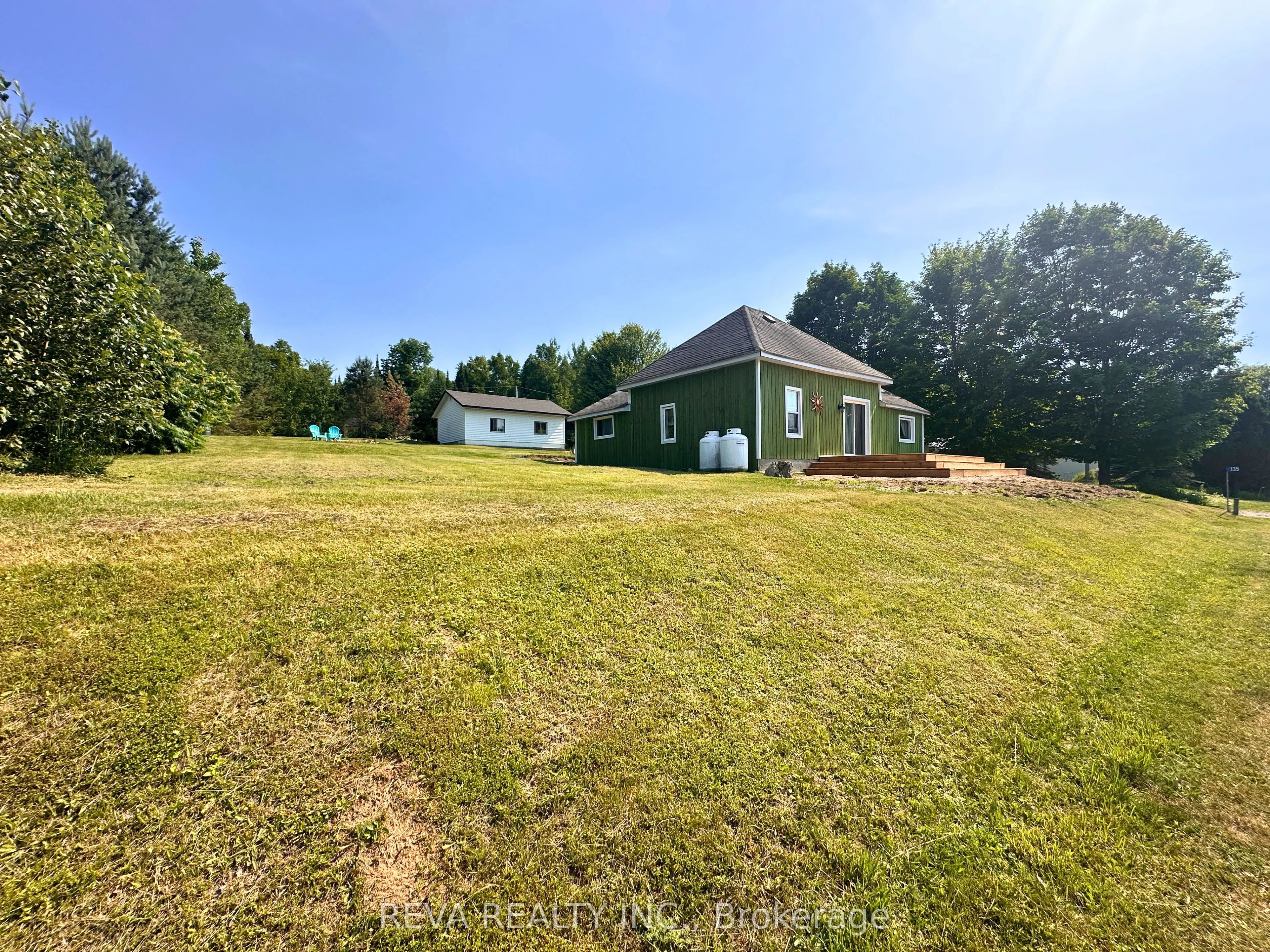 135 Village Street