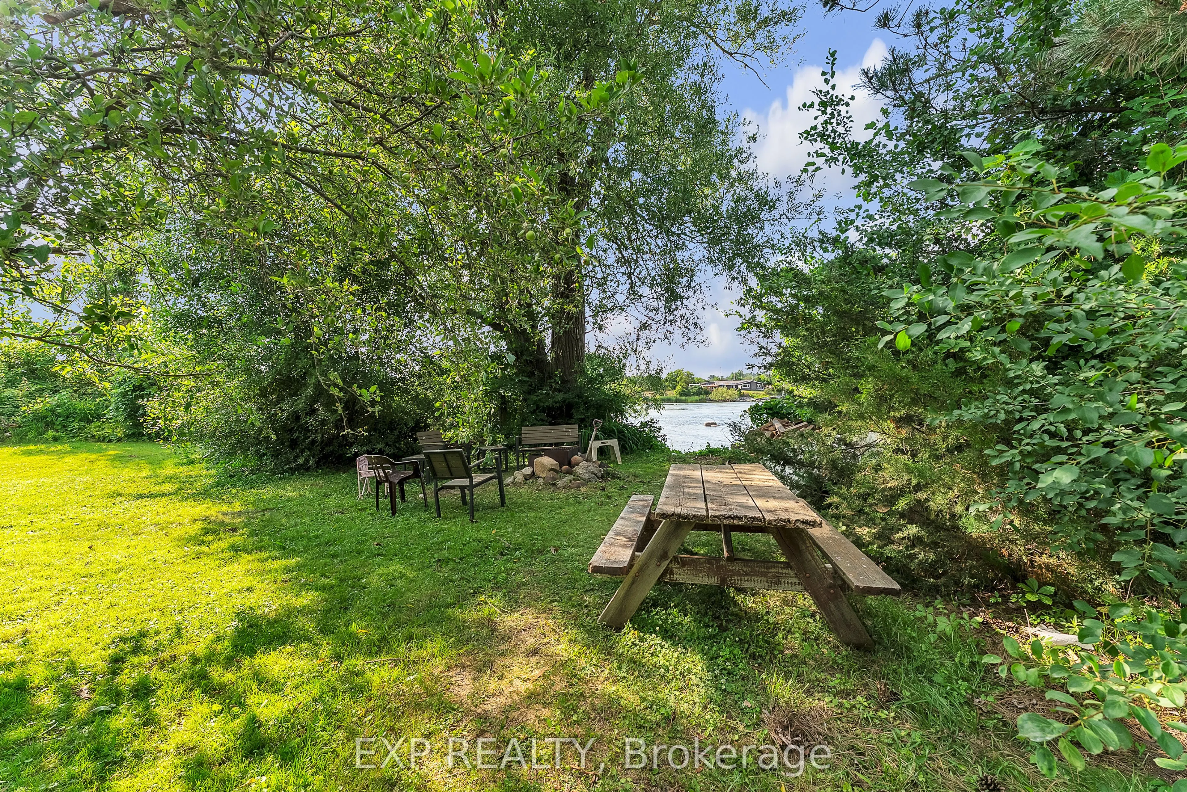 1244 Glen Ross Road