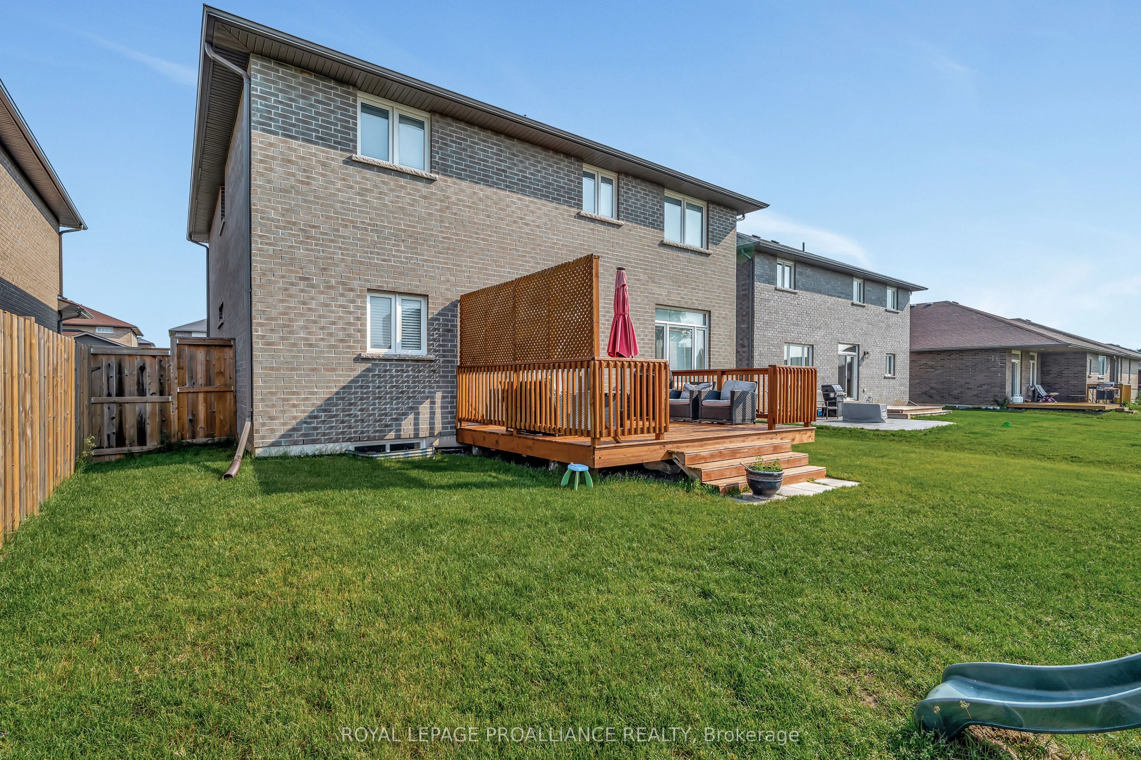 64 Crews Crescent