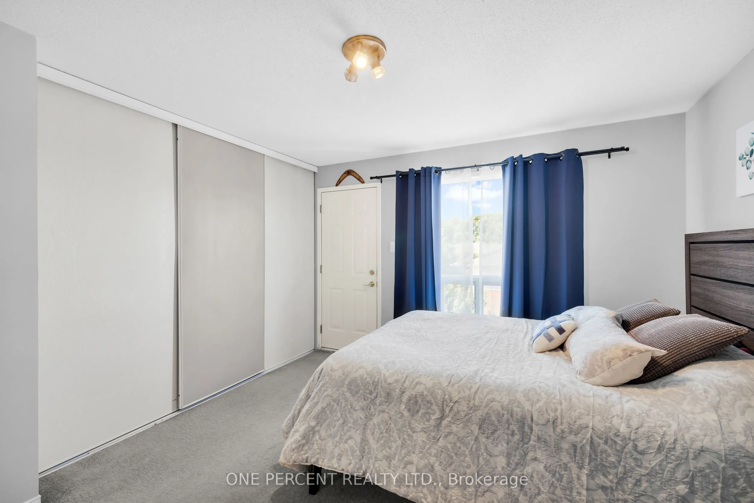 250 Cresthaven Drive, #3
