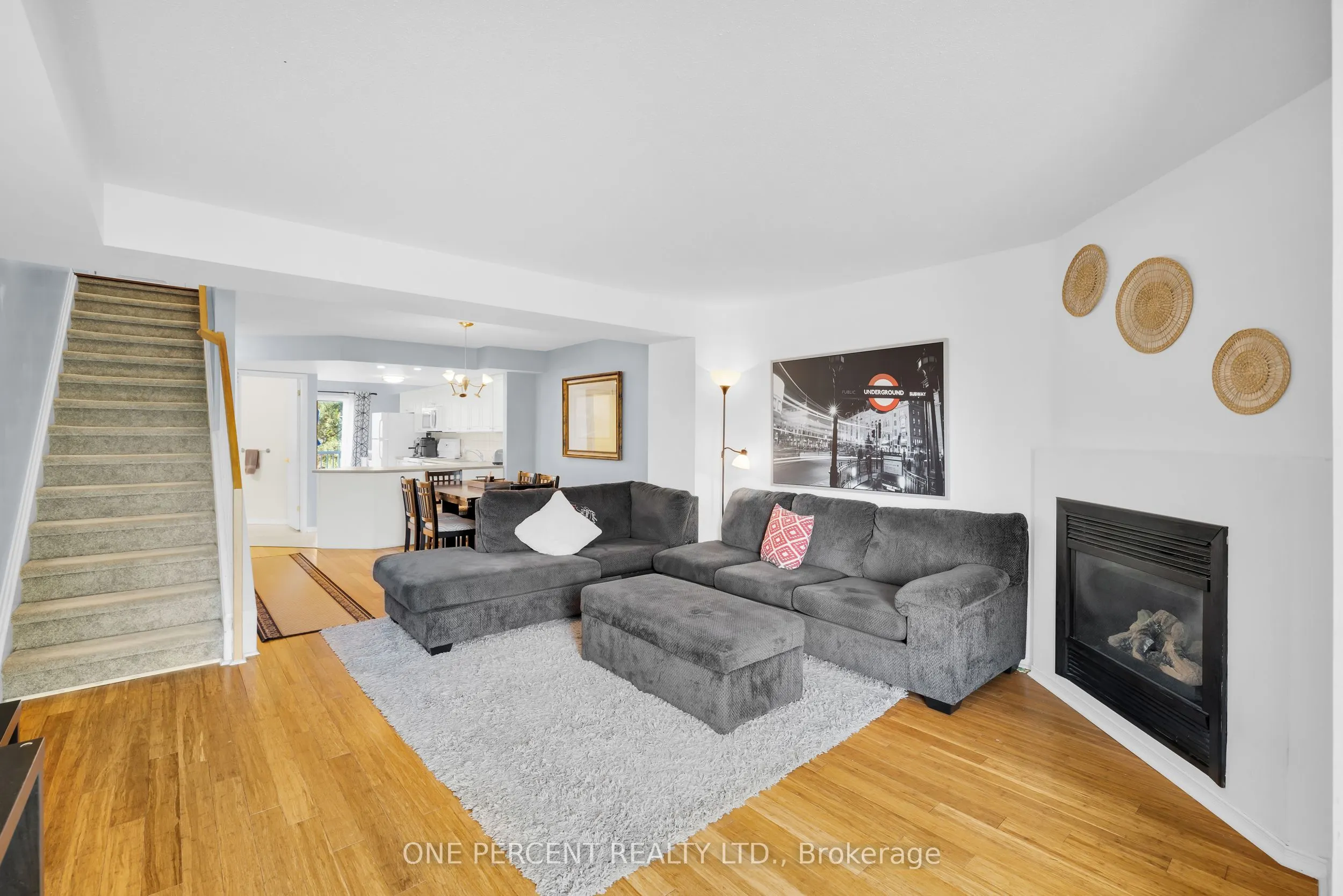 250 Cresthaven Drive, #3
