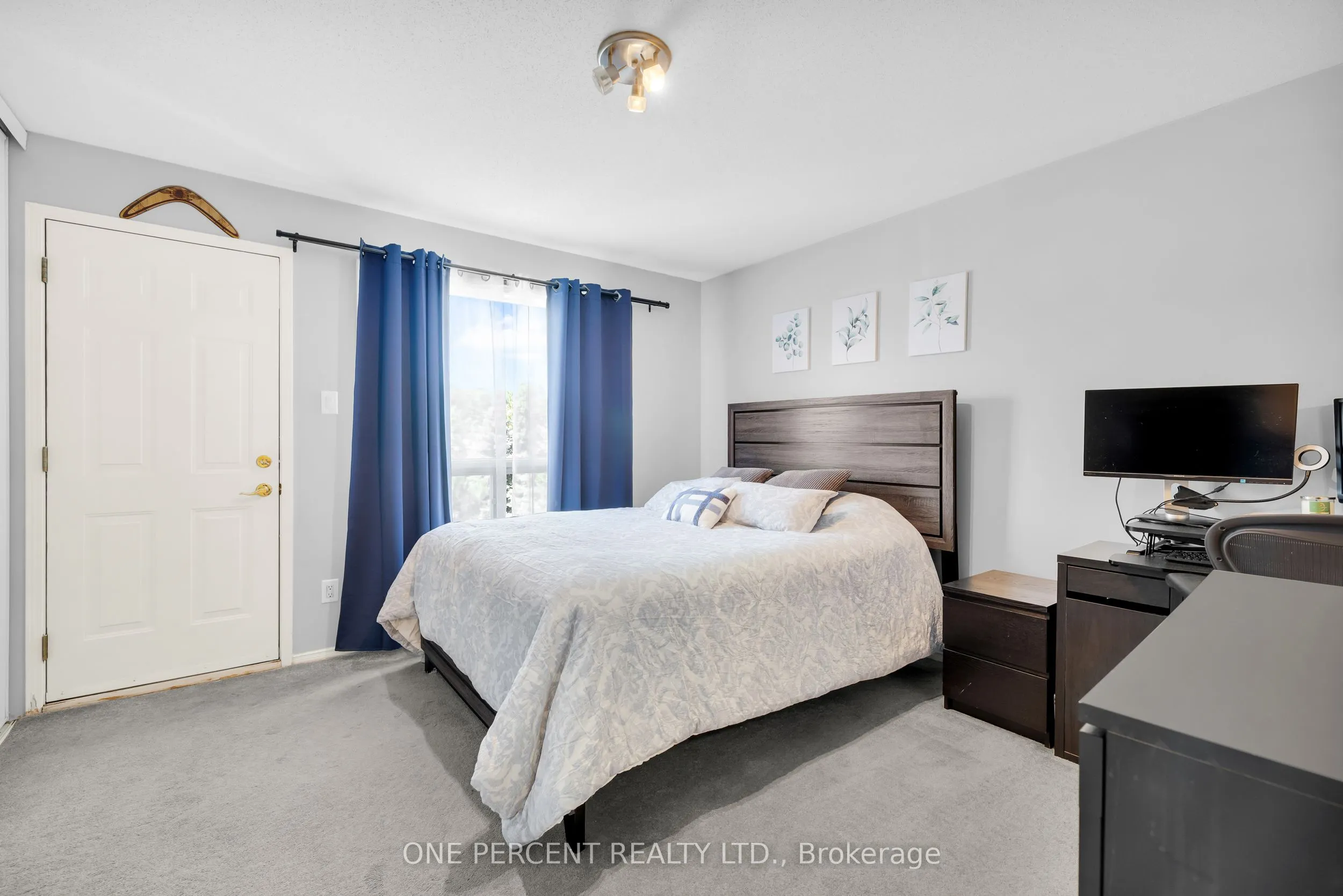 250 Cresthaven Drive, #3