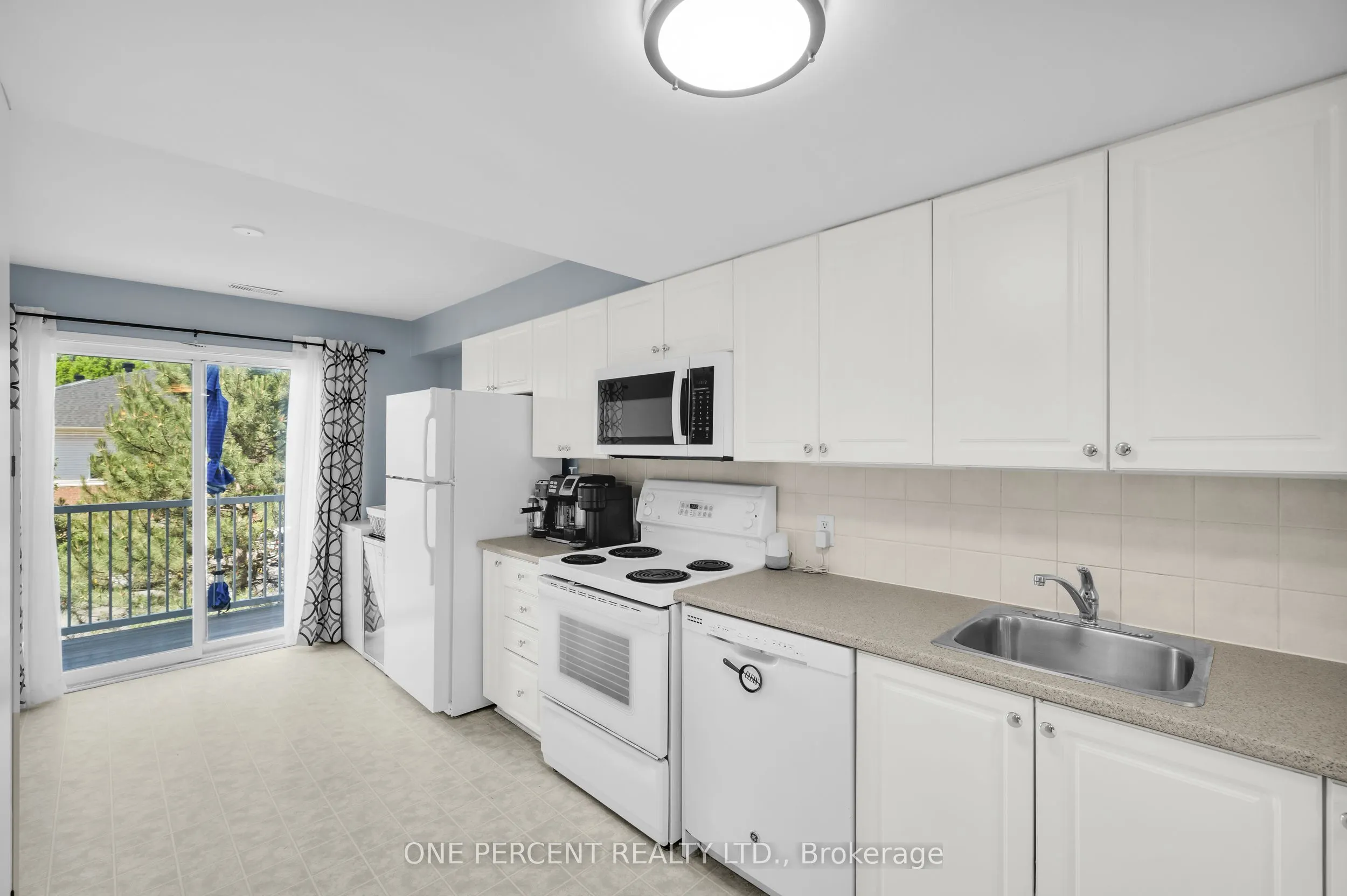250 Cresthaven Drive, #3