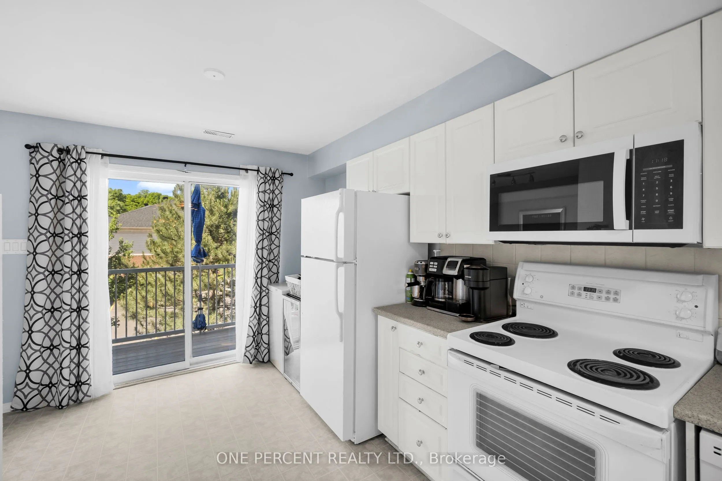 250 Cresthaven Drive, #3