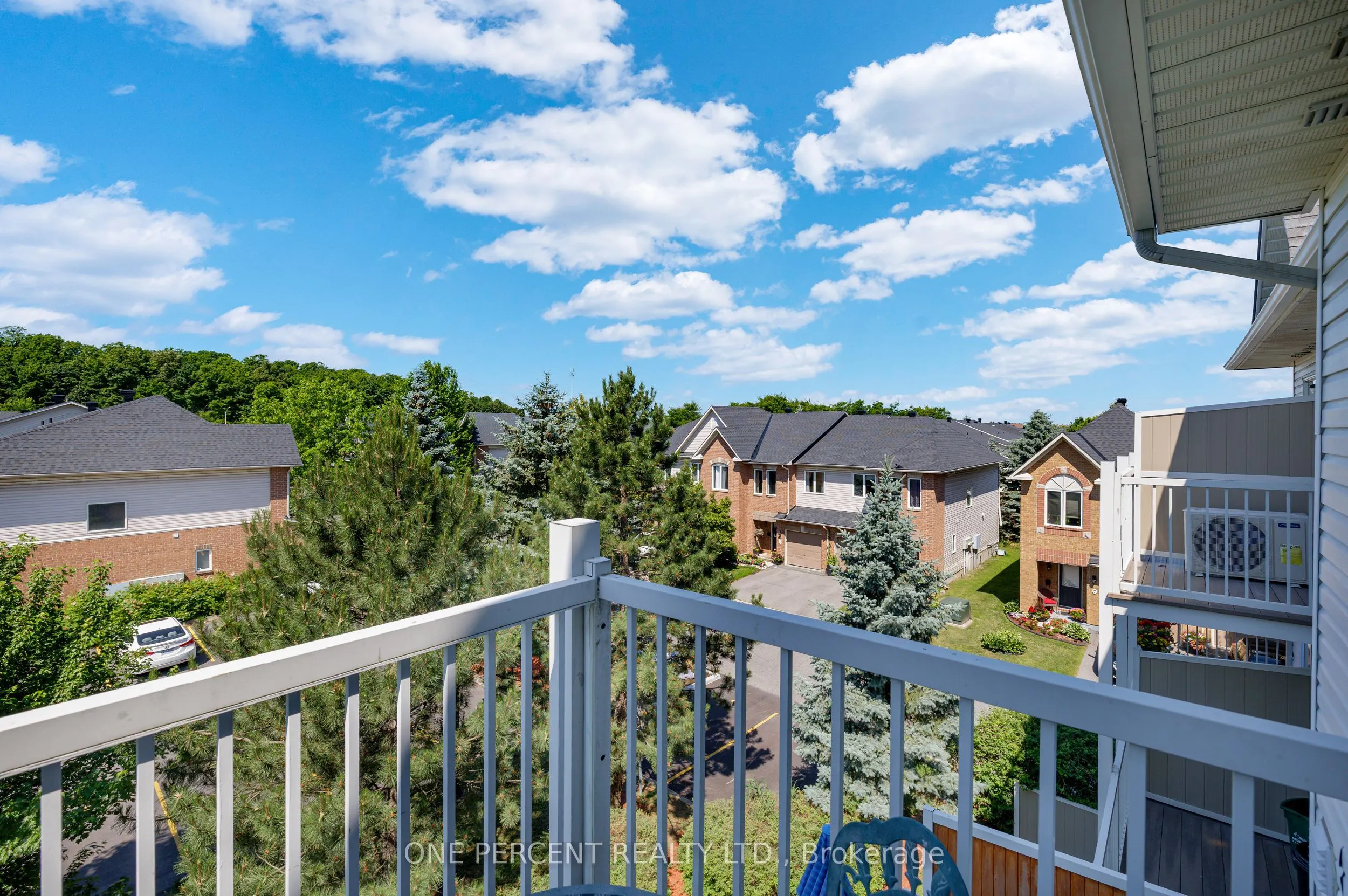 250 Cresthaven Drive, #3