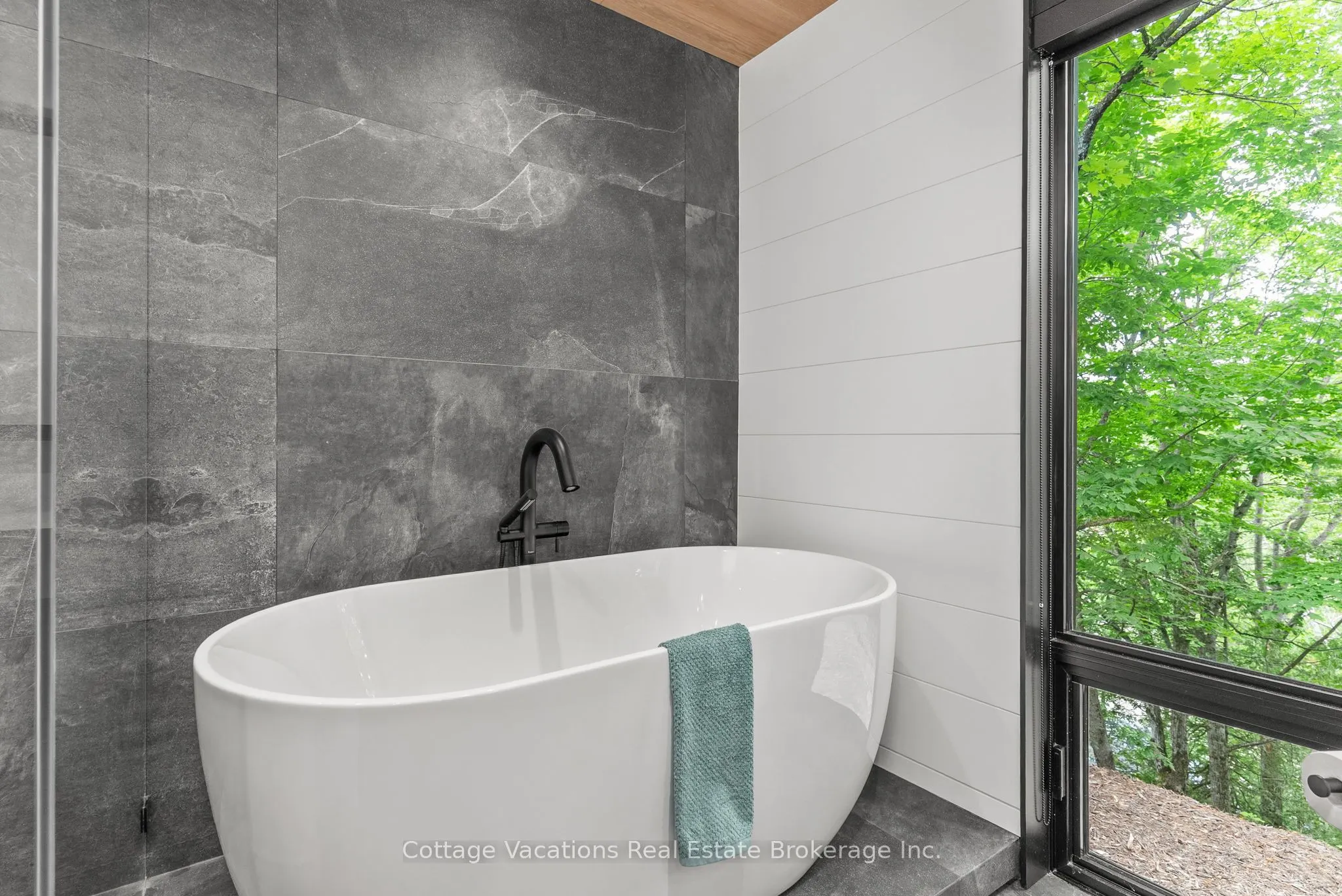 1053 Brackenrig Road, #2