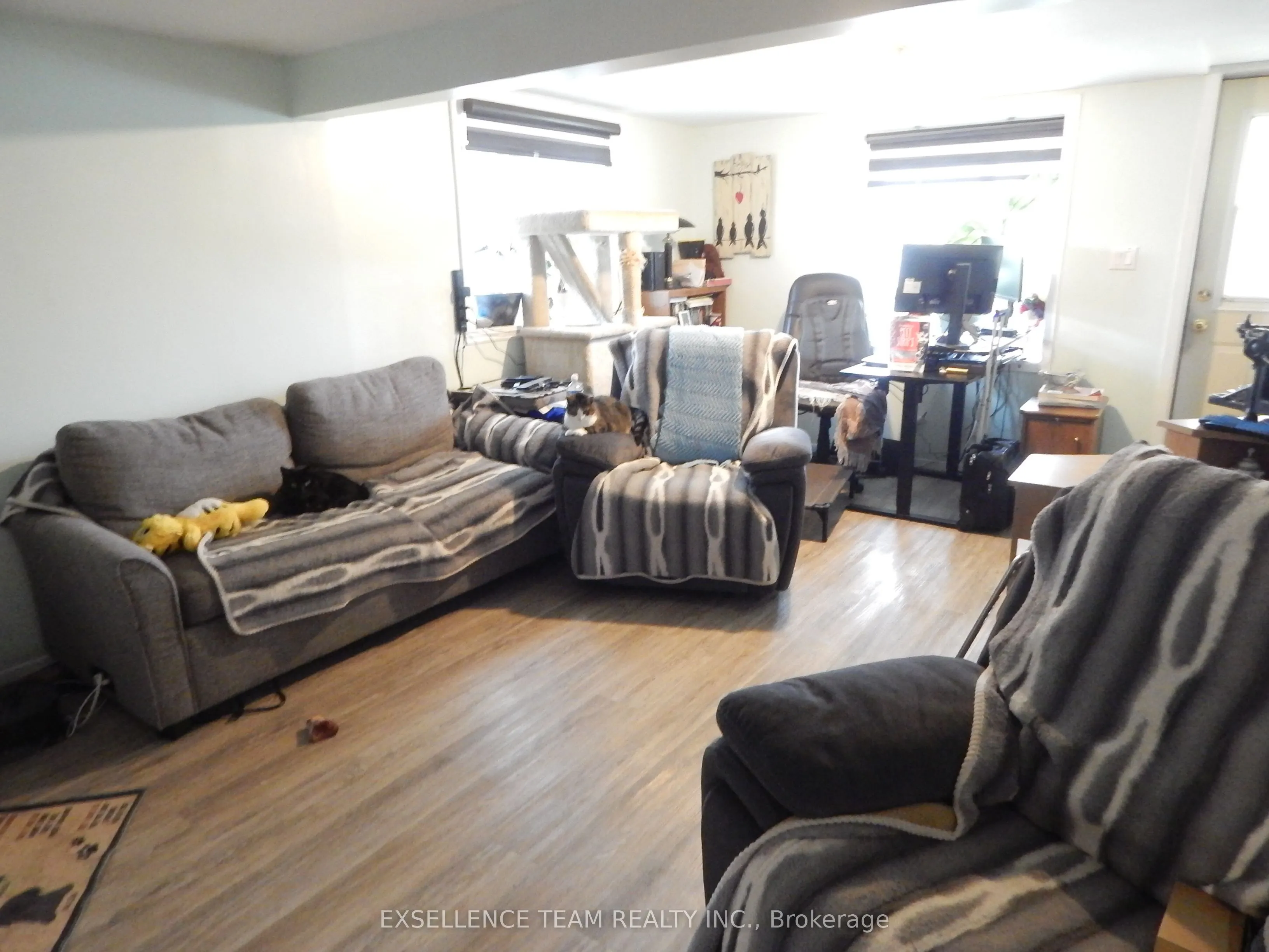 107-109 Cumberland Street E