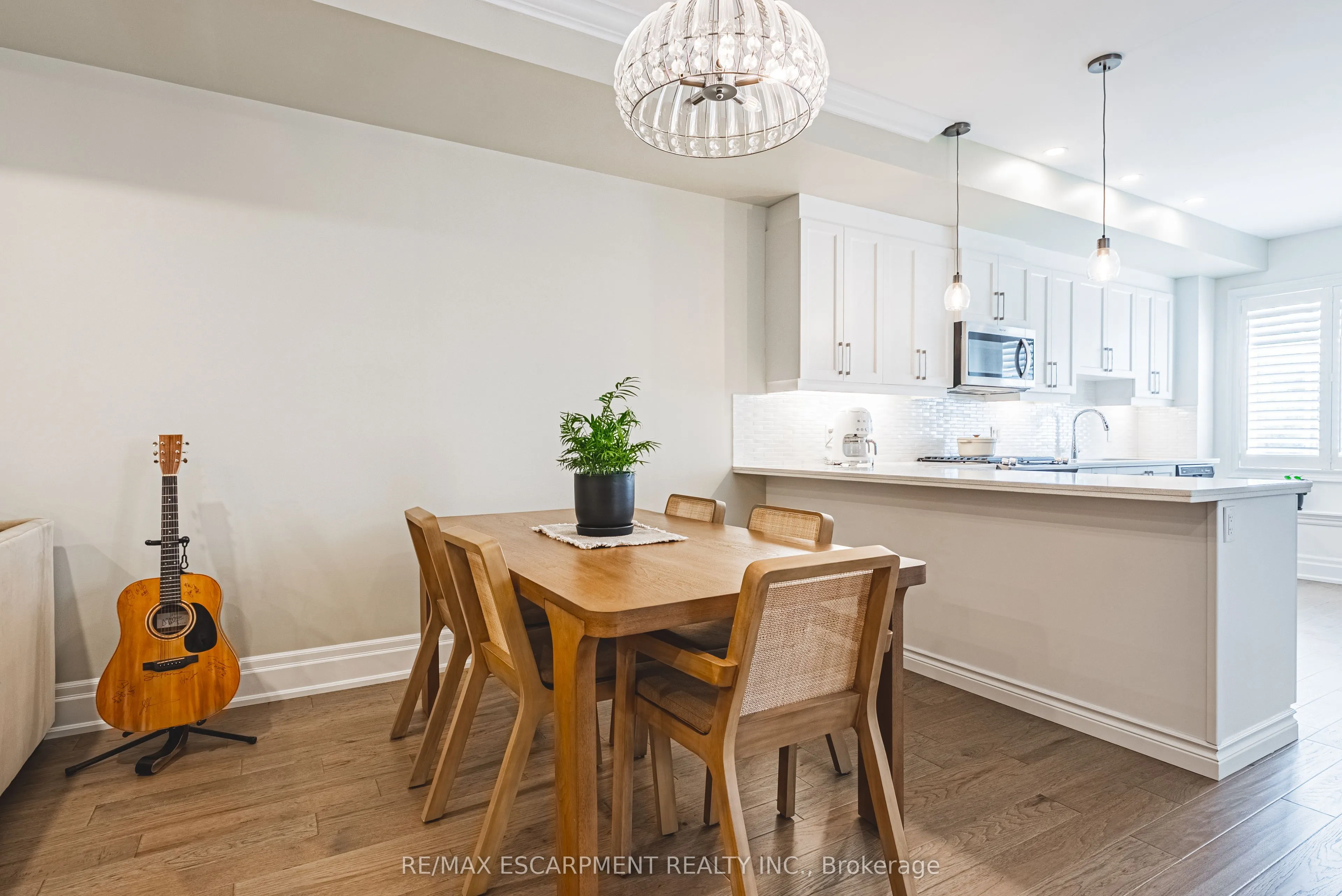 111 Wilson Street E, #6