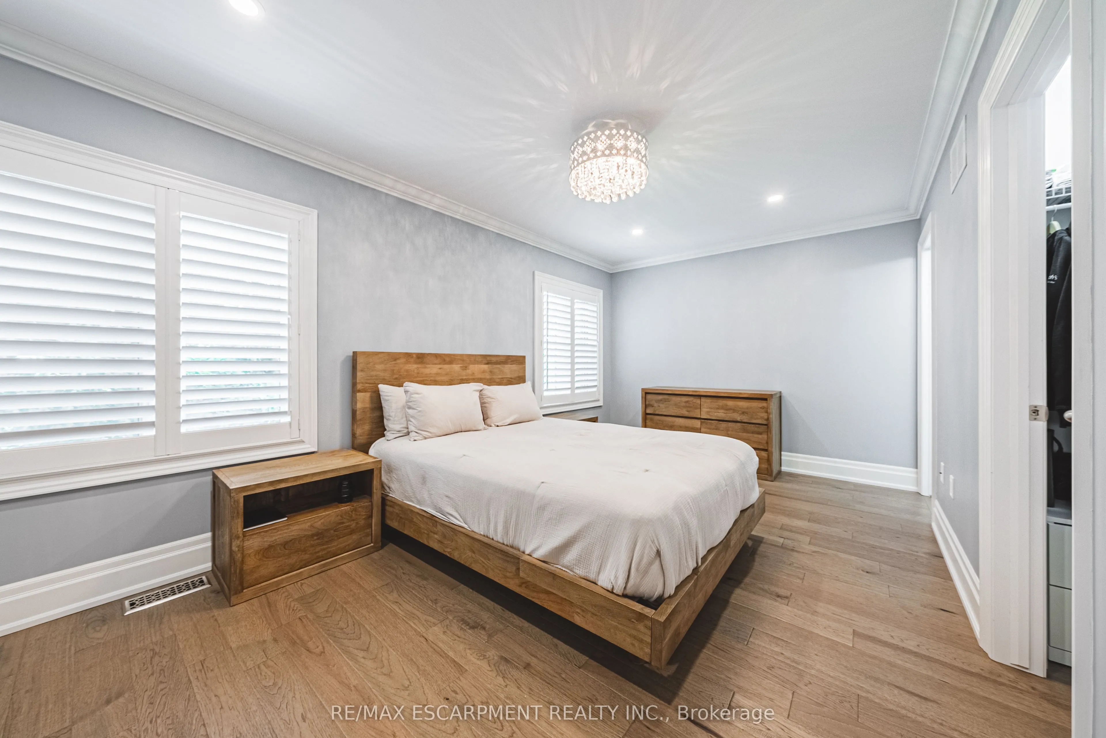 111 Wilson Street E, #6