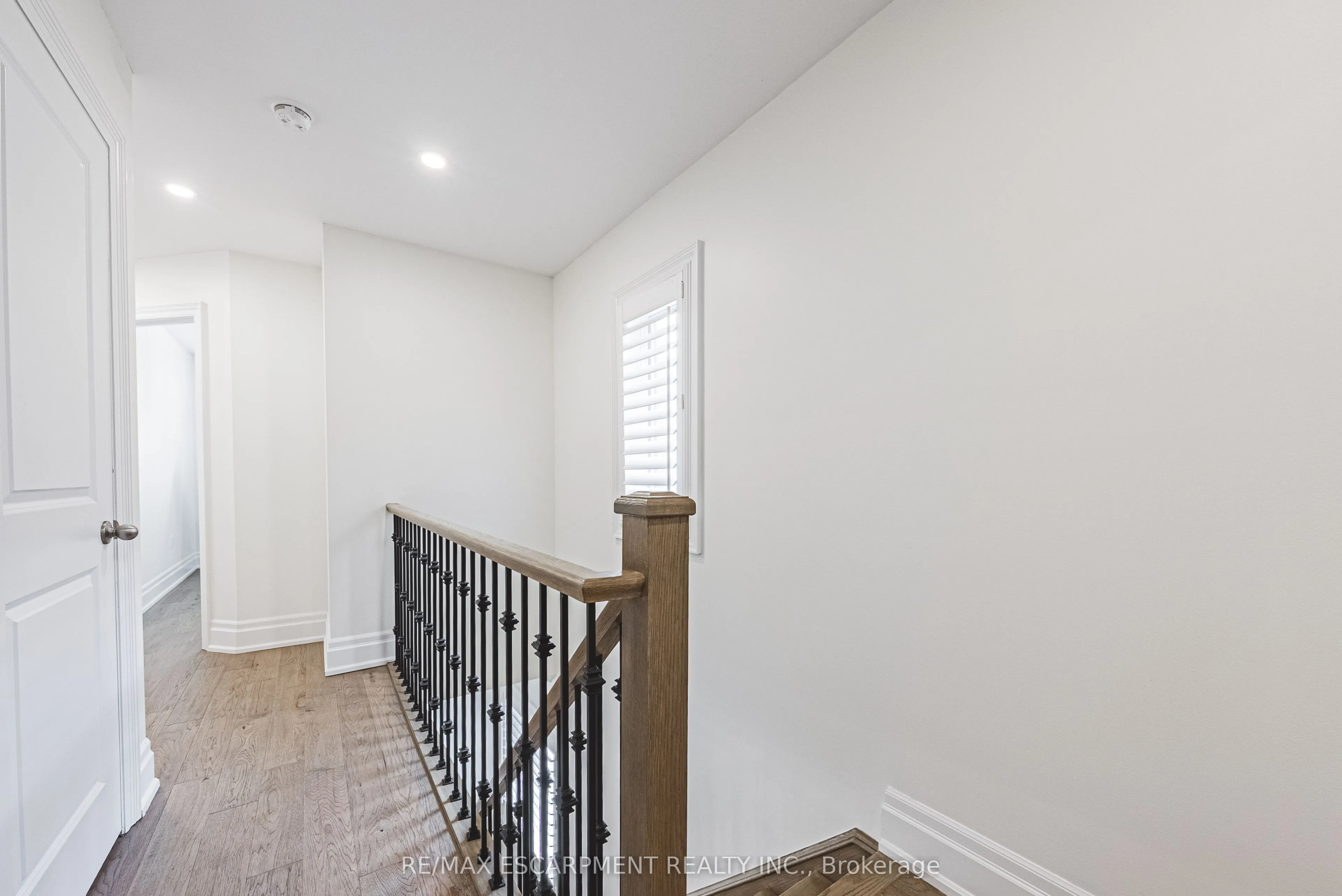 111 Wilson Street E, #6