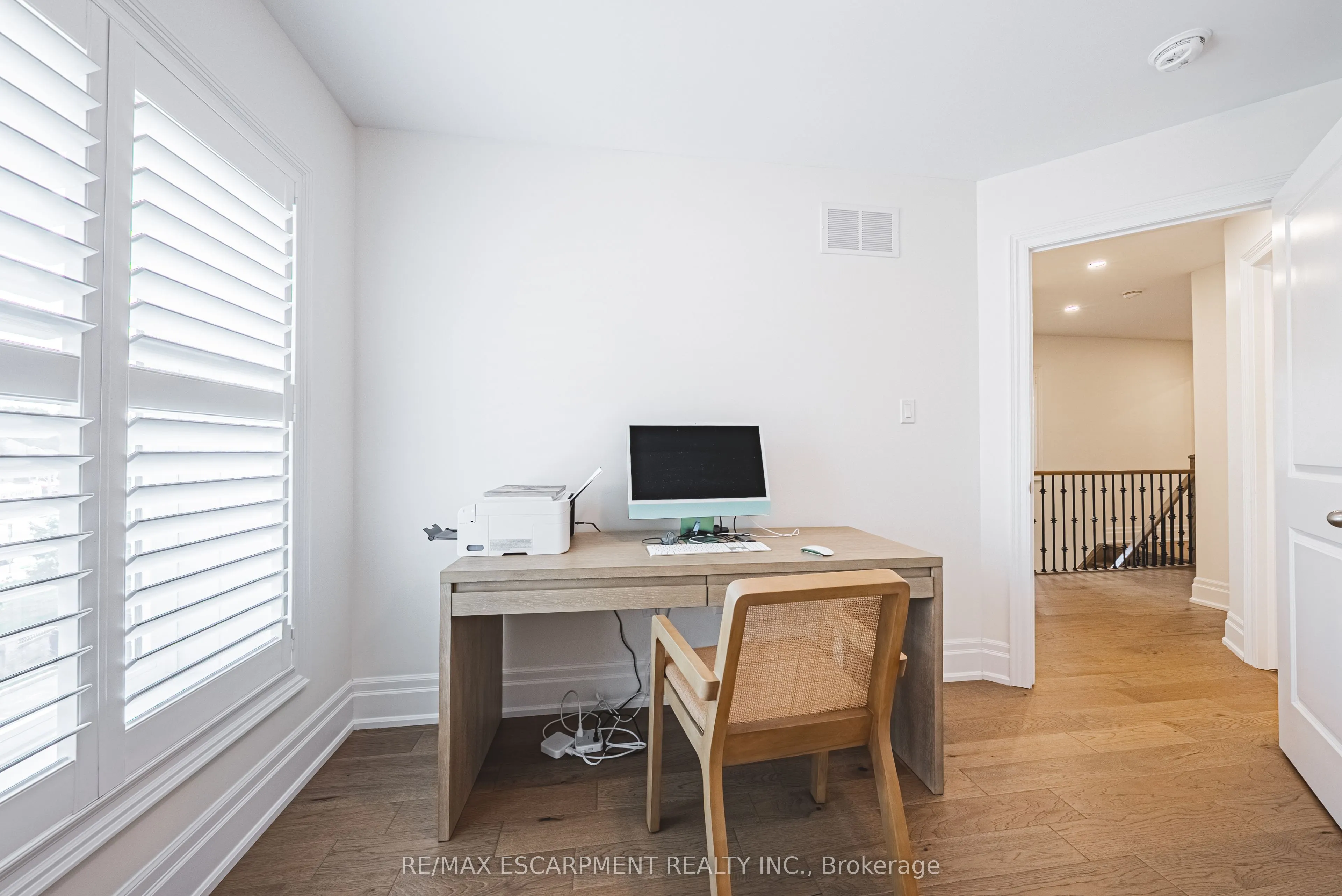 111 Wilson Street E, #6