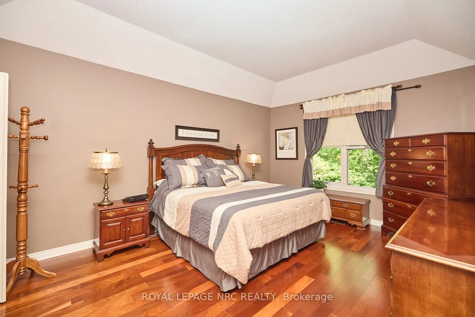 7 SCOTTDALE Court