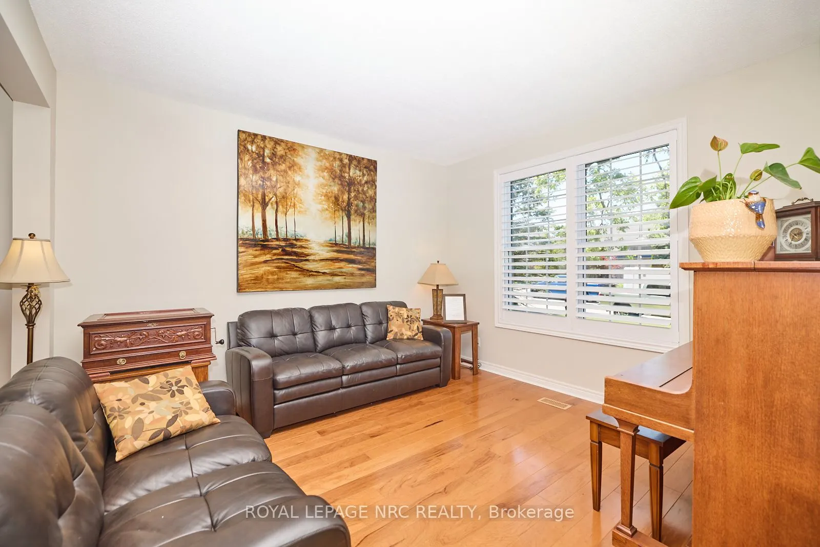 7 SCOTTDALE Court