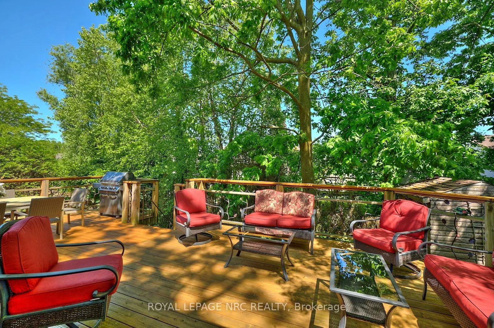 7 SCOTTDALE Court