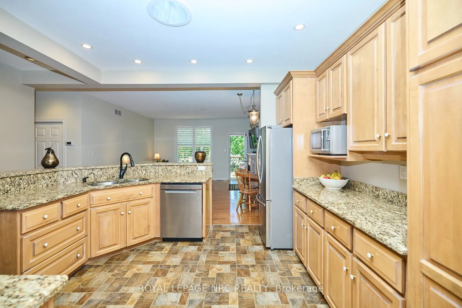 7 SCOTTDALE Court