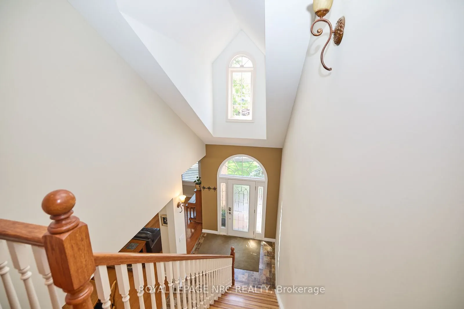 7 SCOTTDALE Court