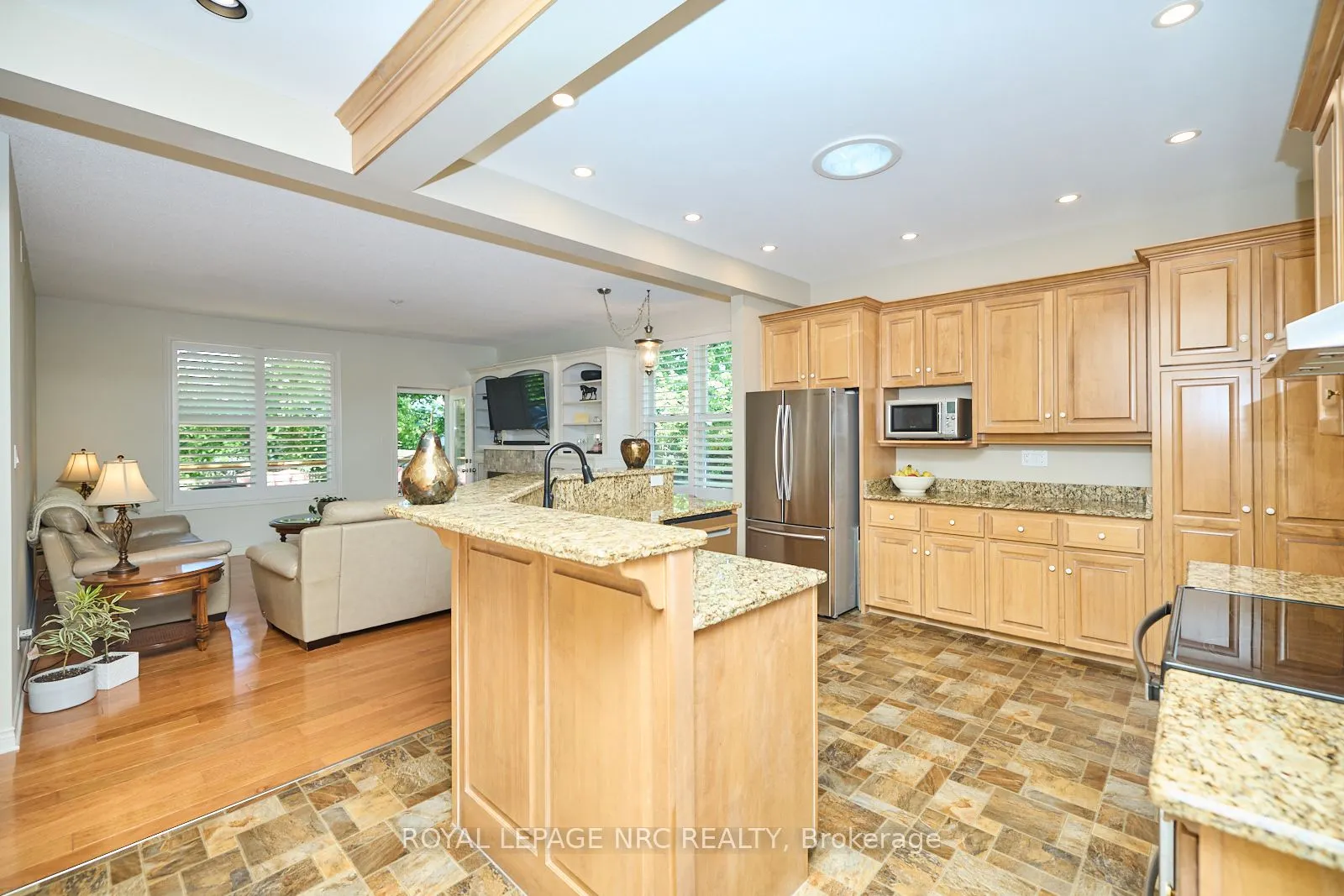 7 SCOTTDALE Court