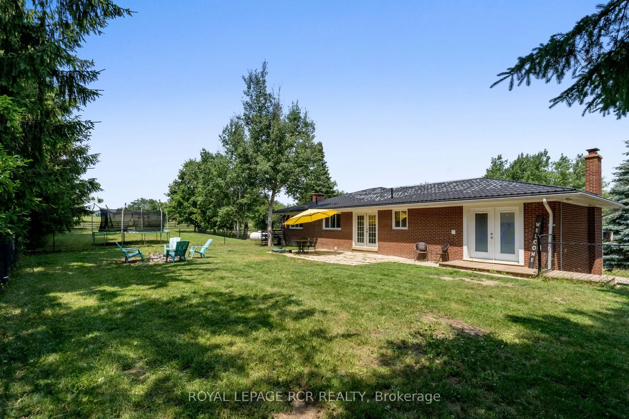 994034 Mono/Adjala Townline Road