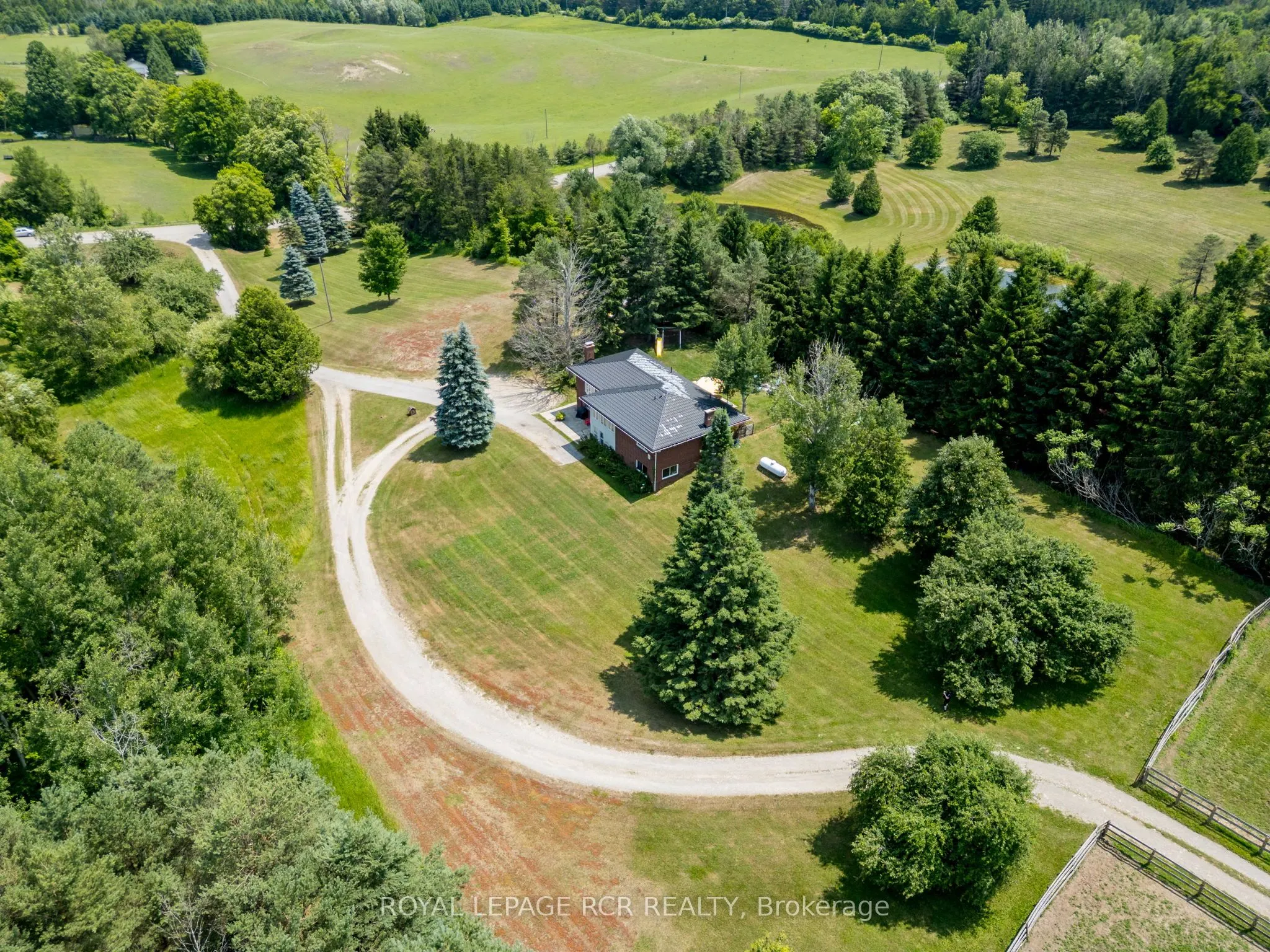 994034 Mono/Adjala Townline Road