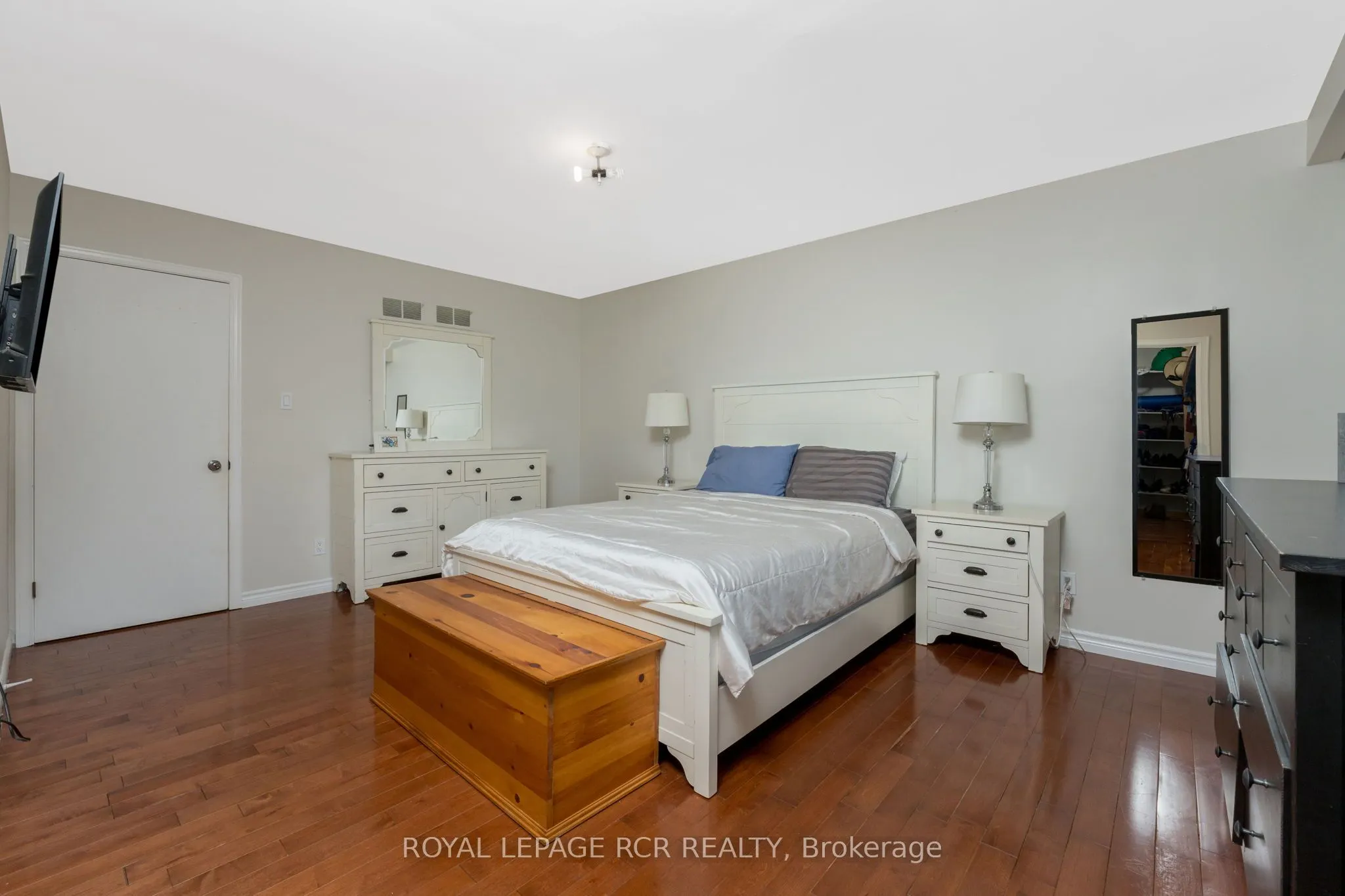 994034 Mono/Adjala Townline Road