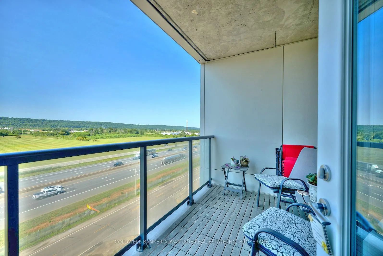 550 North Service Road, #610