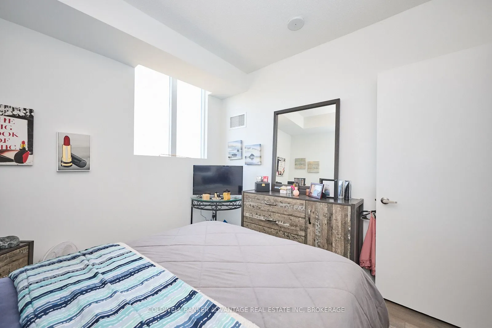 550 North Service Road, #610