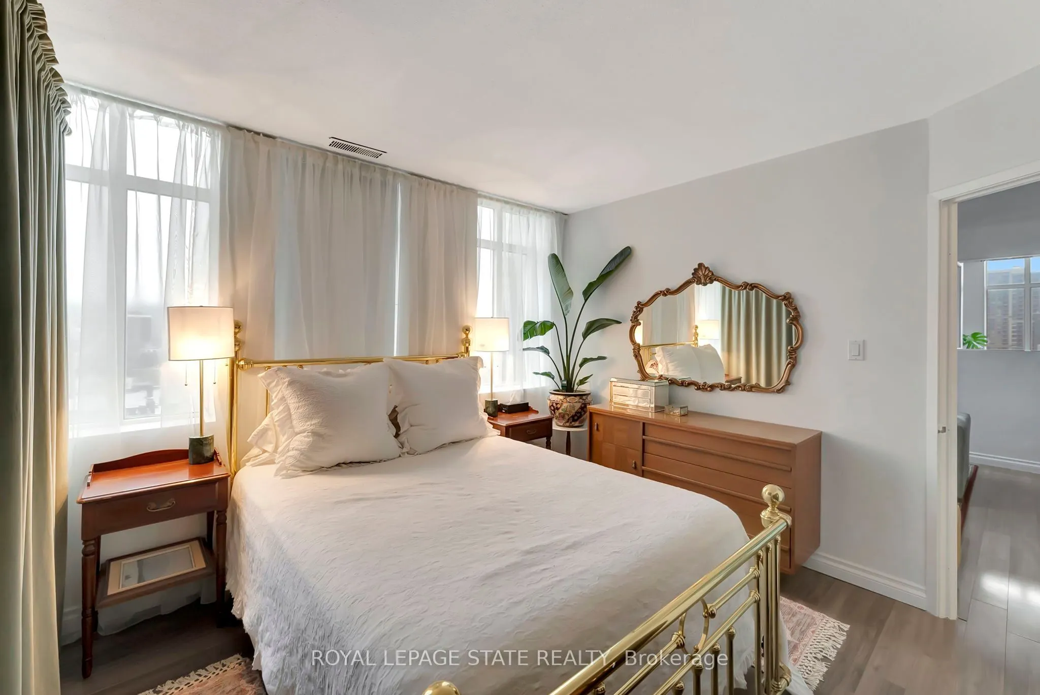 36 James Street S, #1205