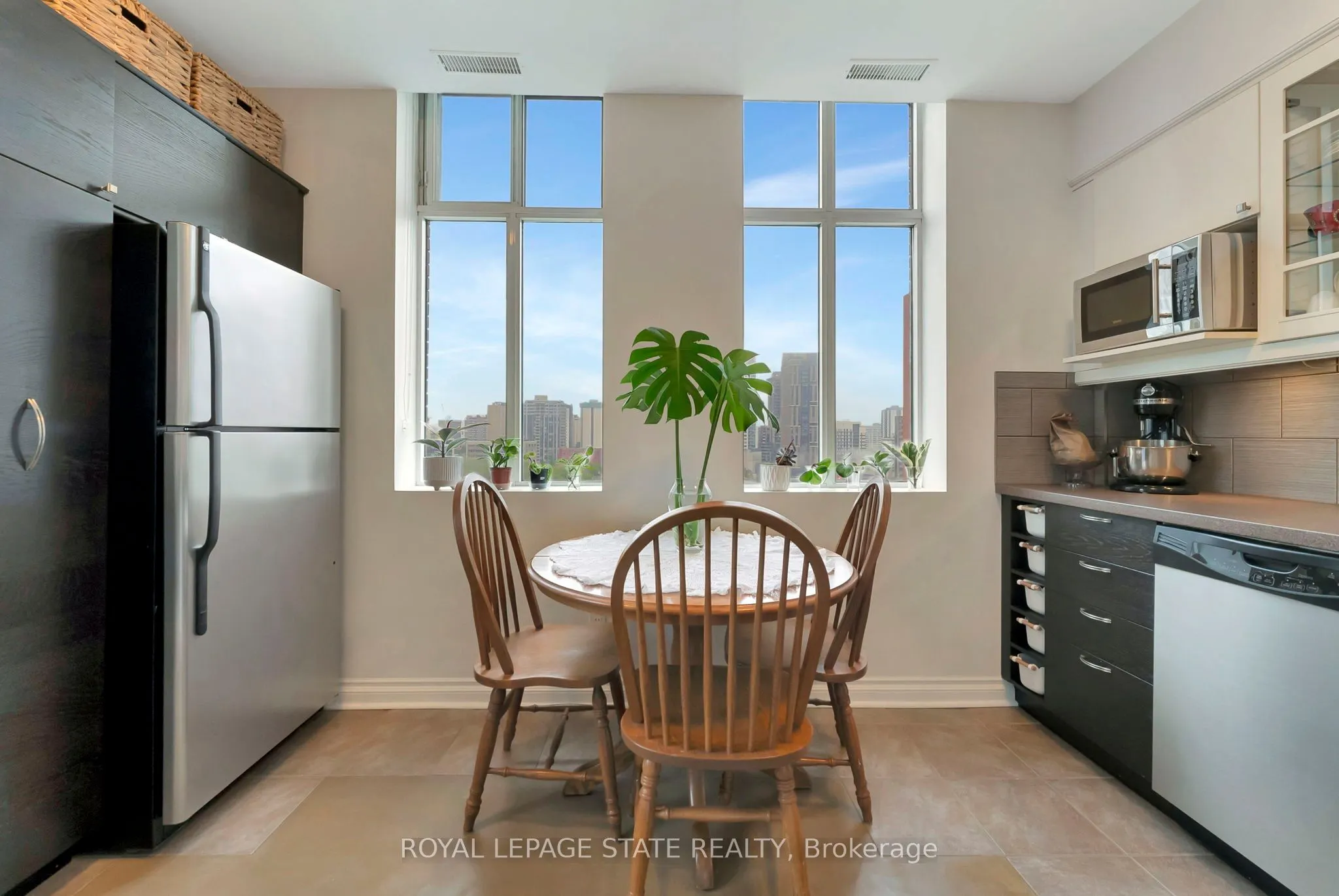 36 James Street S, #1205