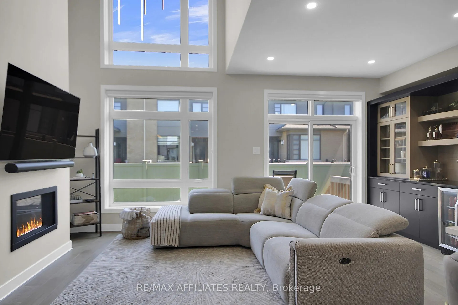 357 SHOVELER Grove