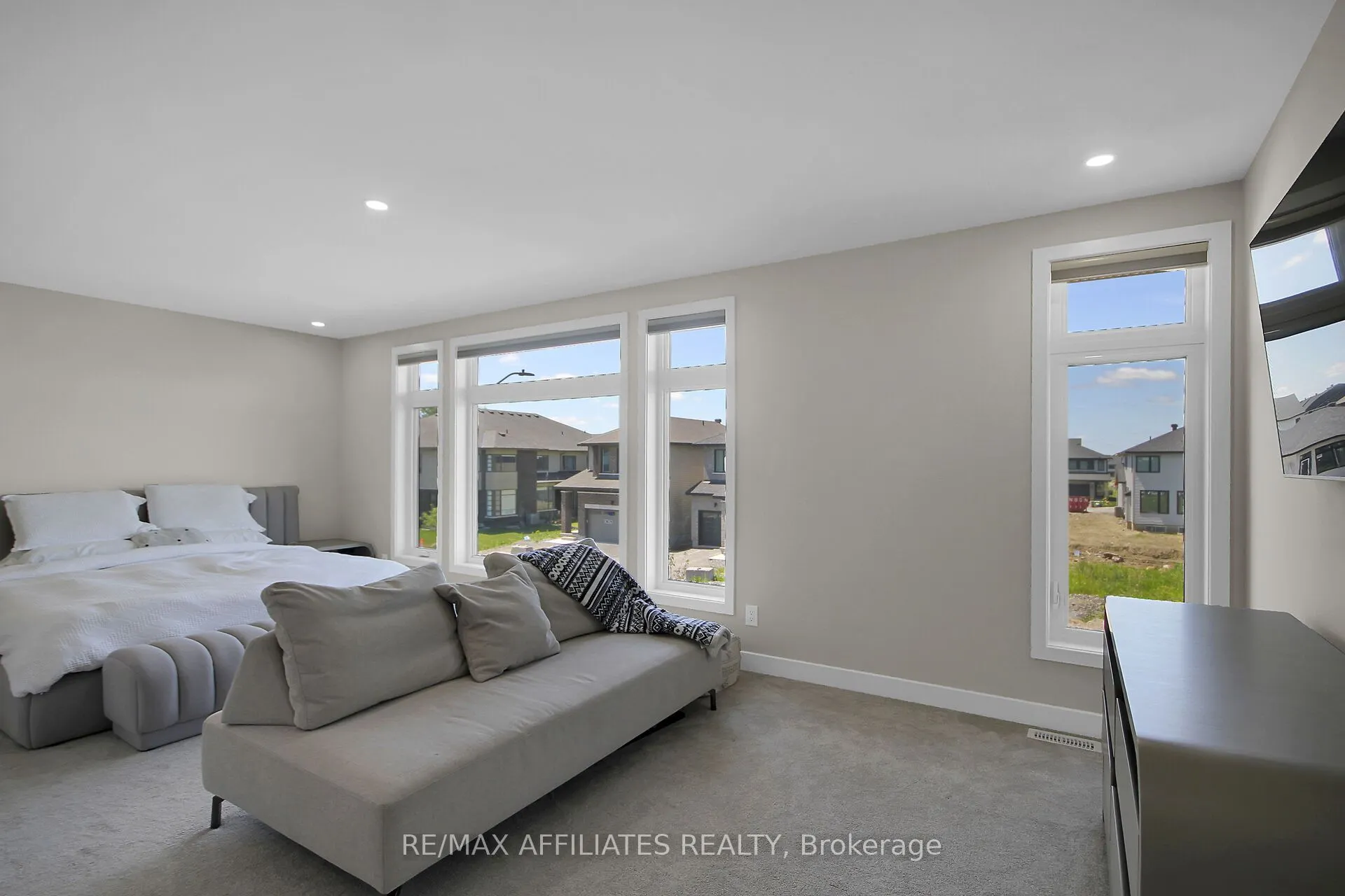 357 SHOVELER Grove
