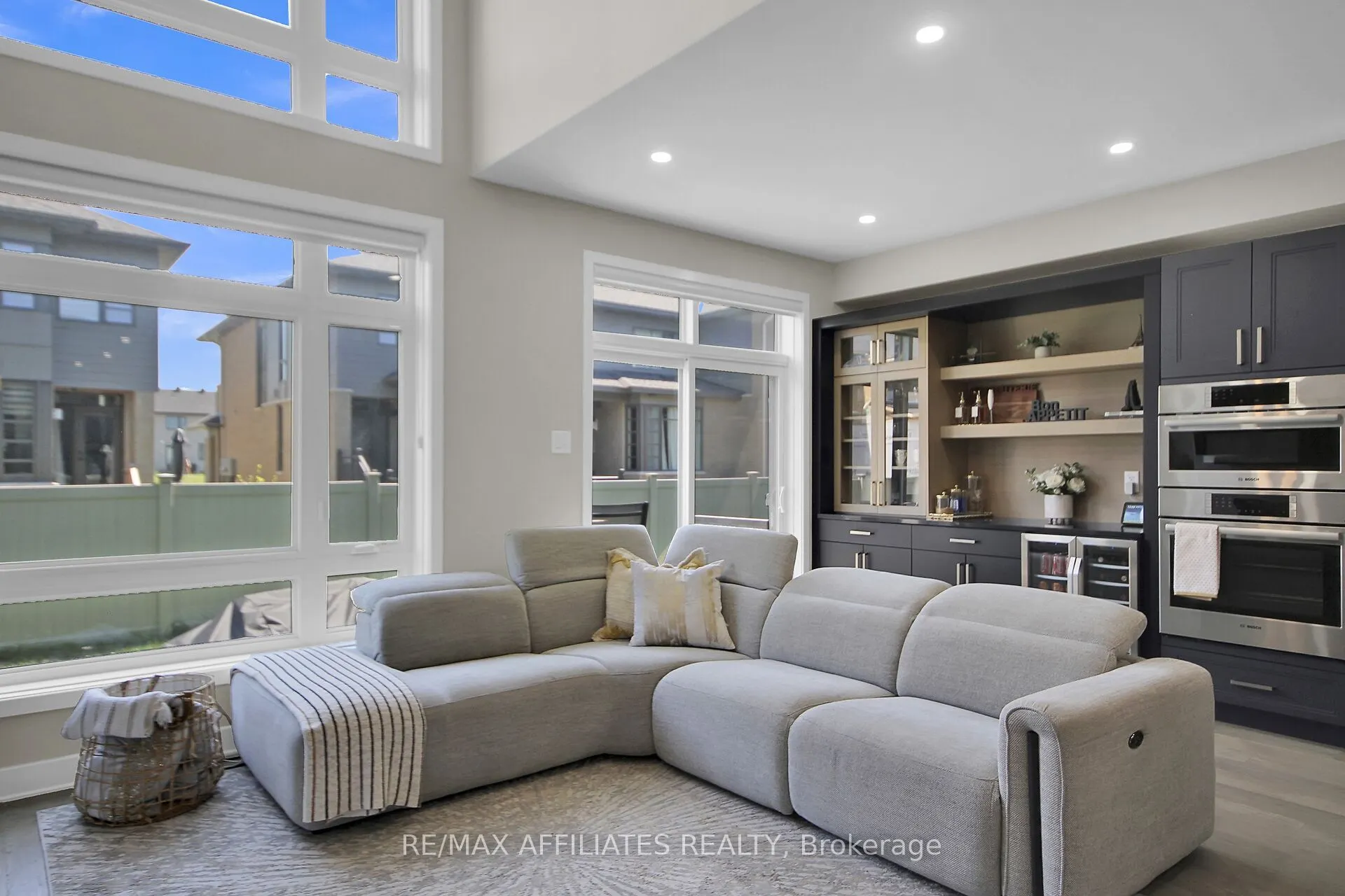 357 SHOVELER Grove
