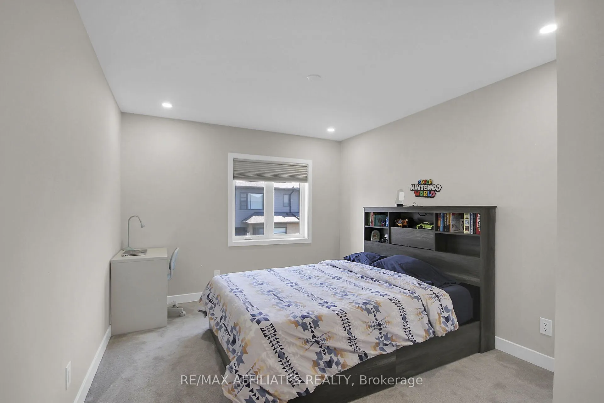357 SHOVELER Grove