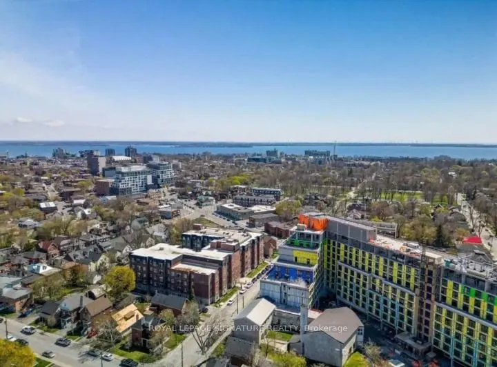 501 Frontenac Street, #218