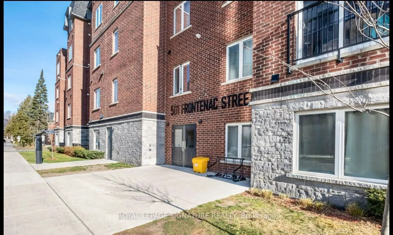 501 Frontenac Street, #218