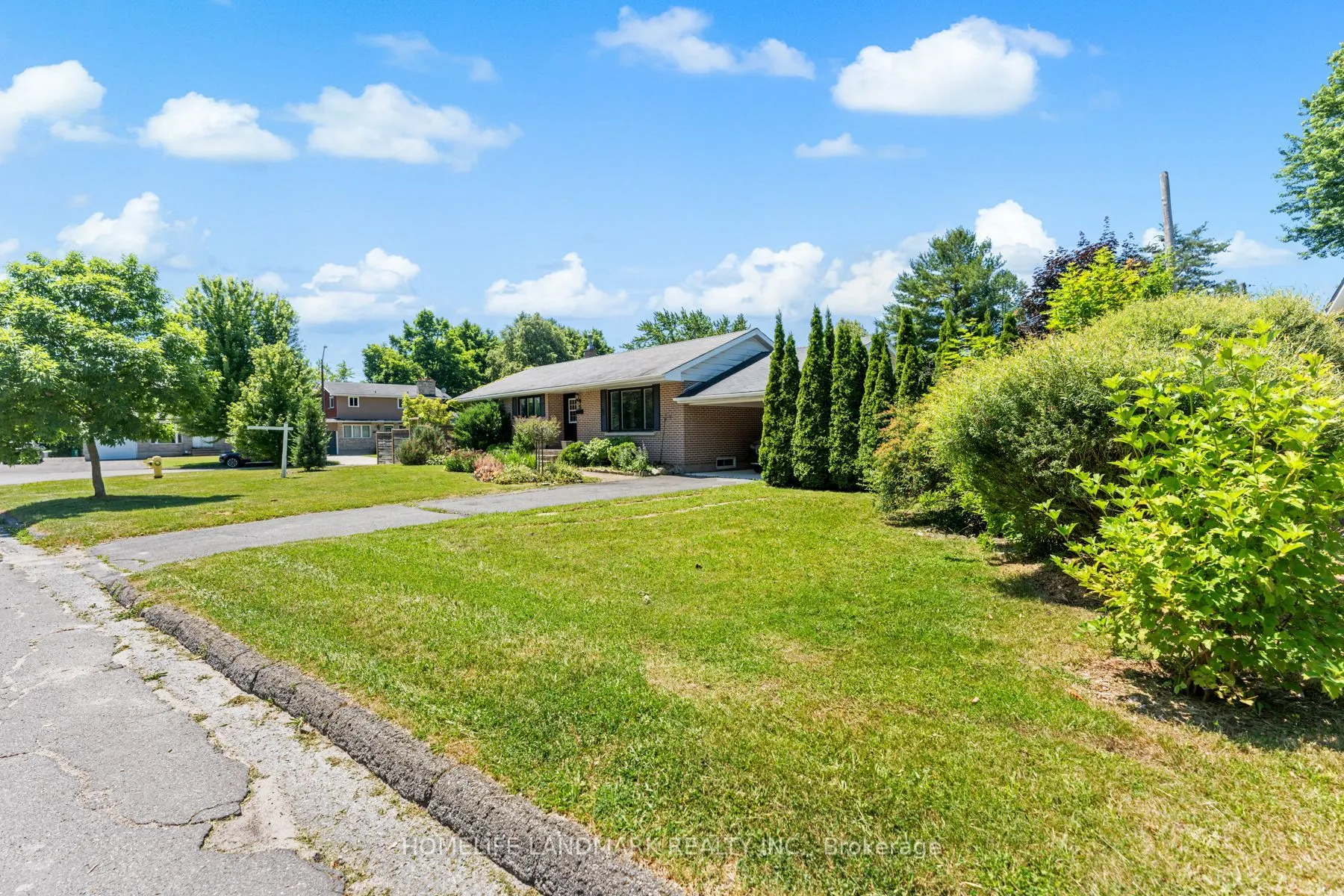 55 Cliff Crescent