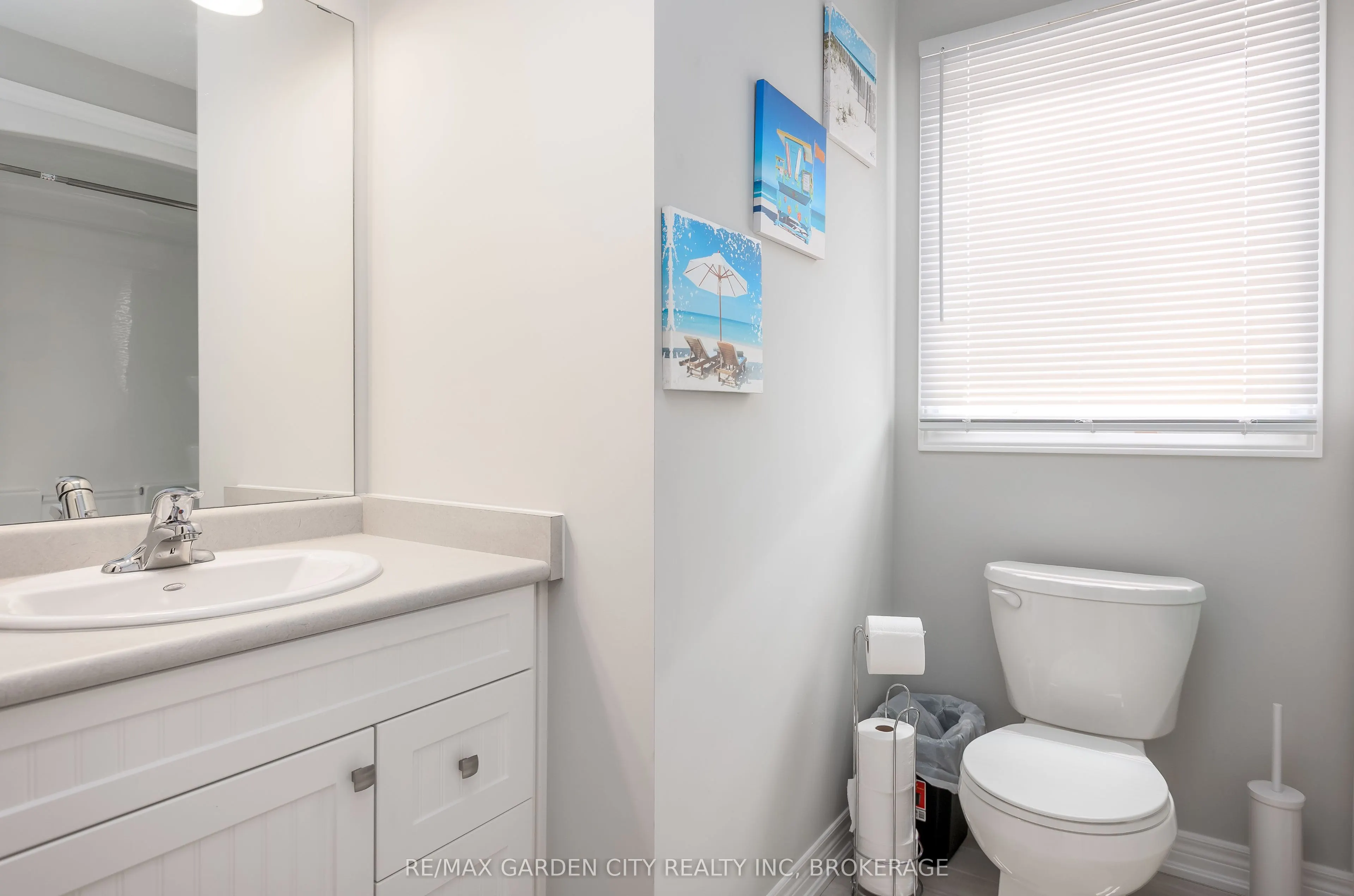 33 Bounty Avenue, #UPPER