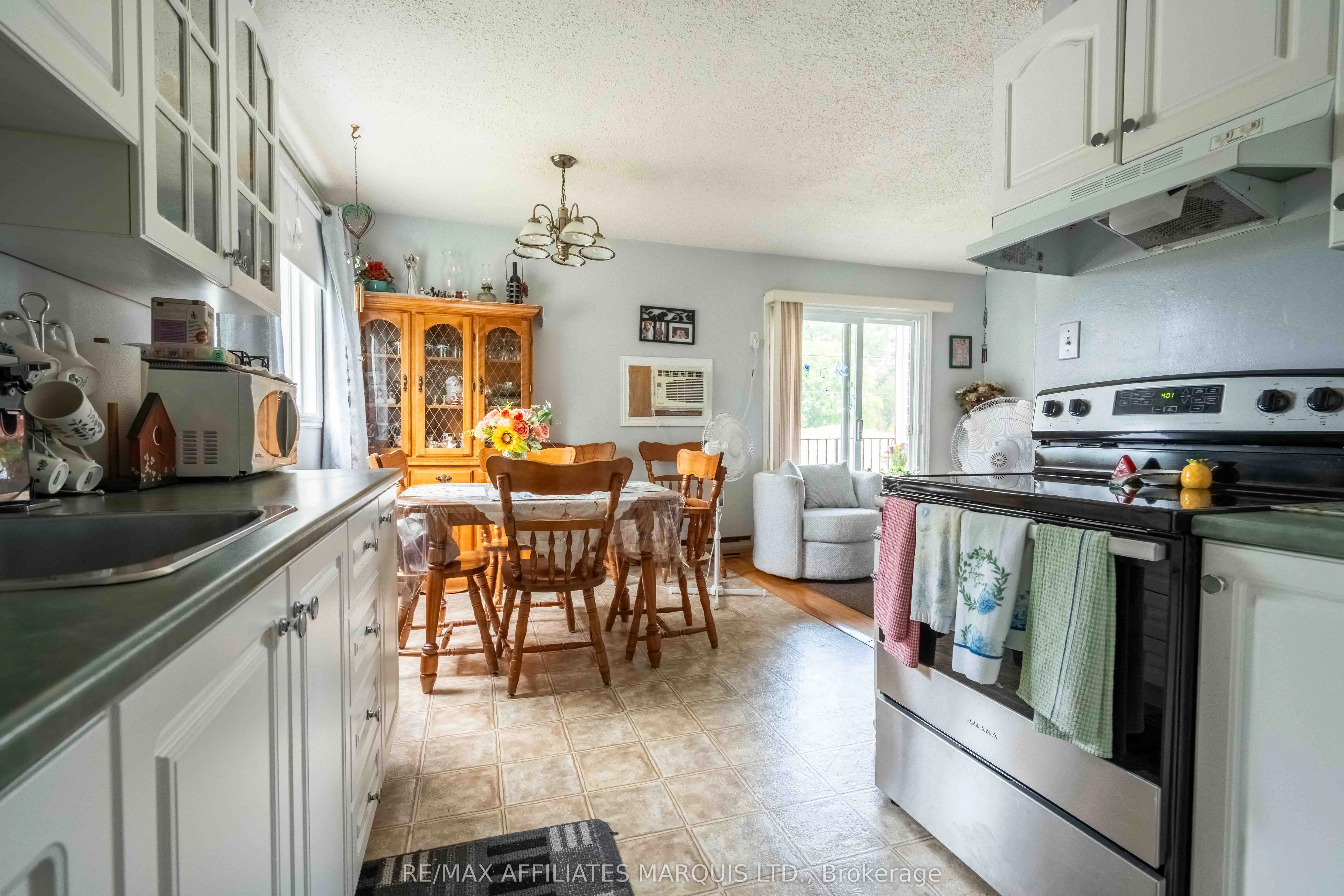 120 MILITARY Road