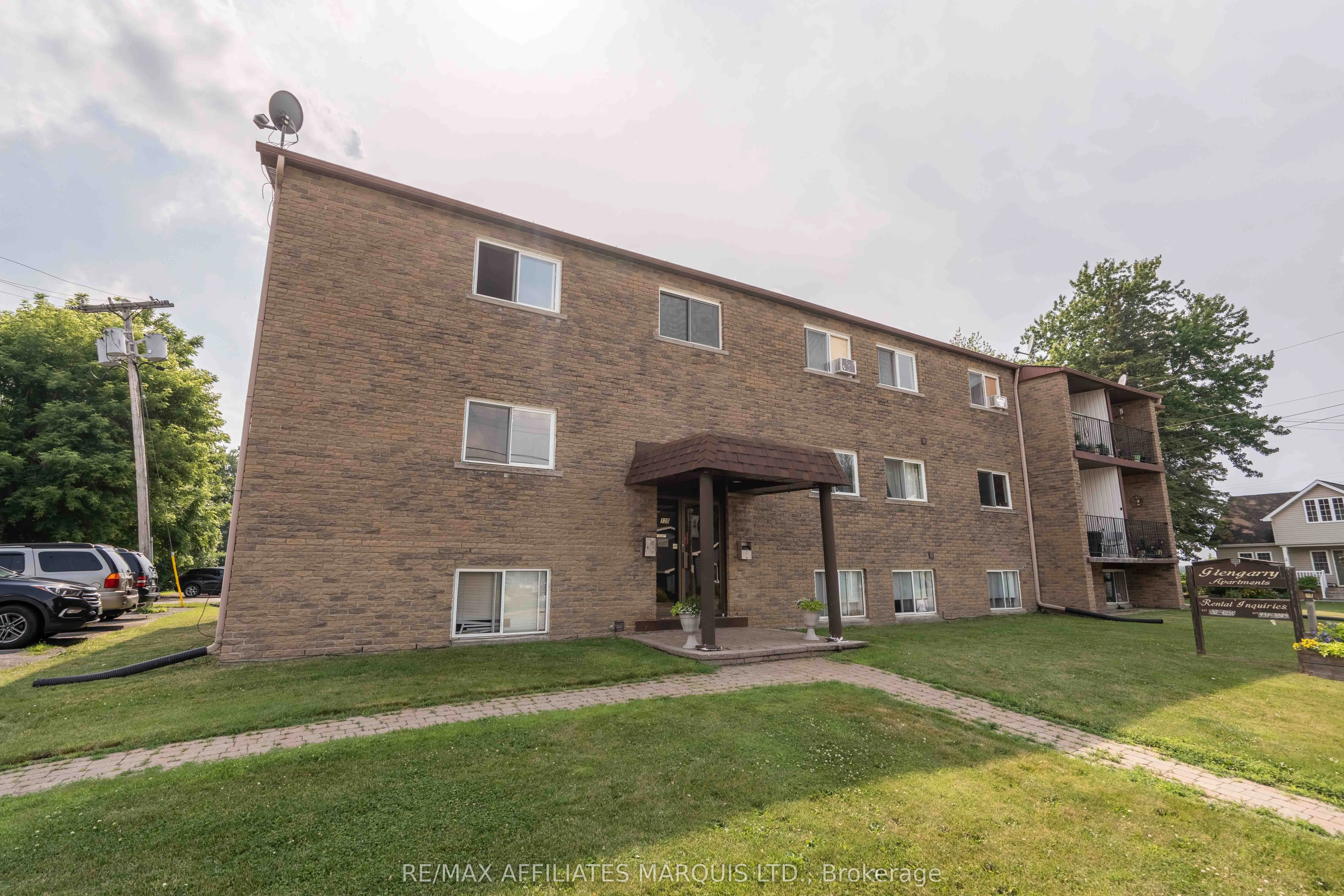 120 MILITARY Road