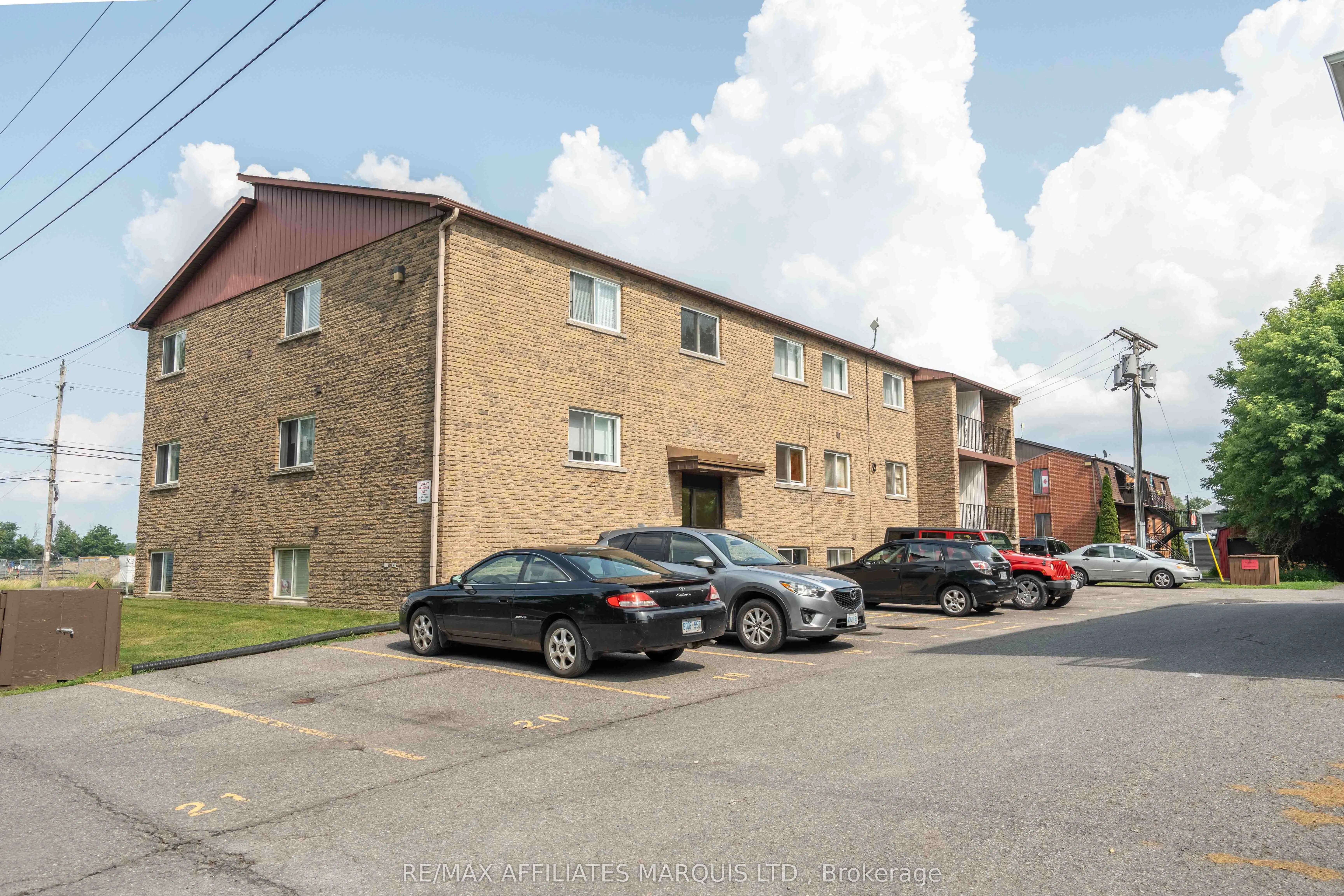 120 MILITARY Road