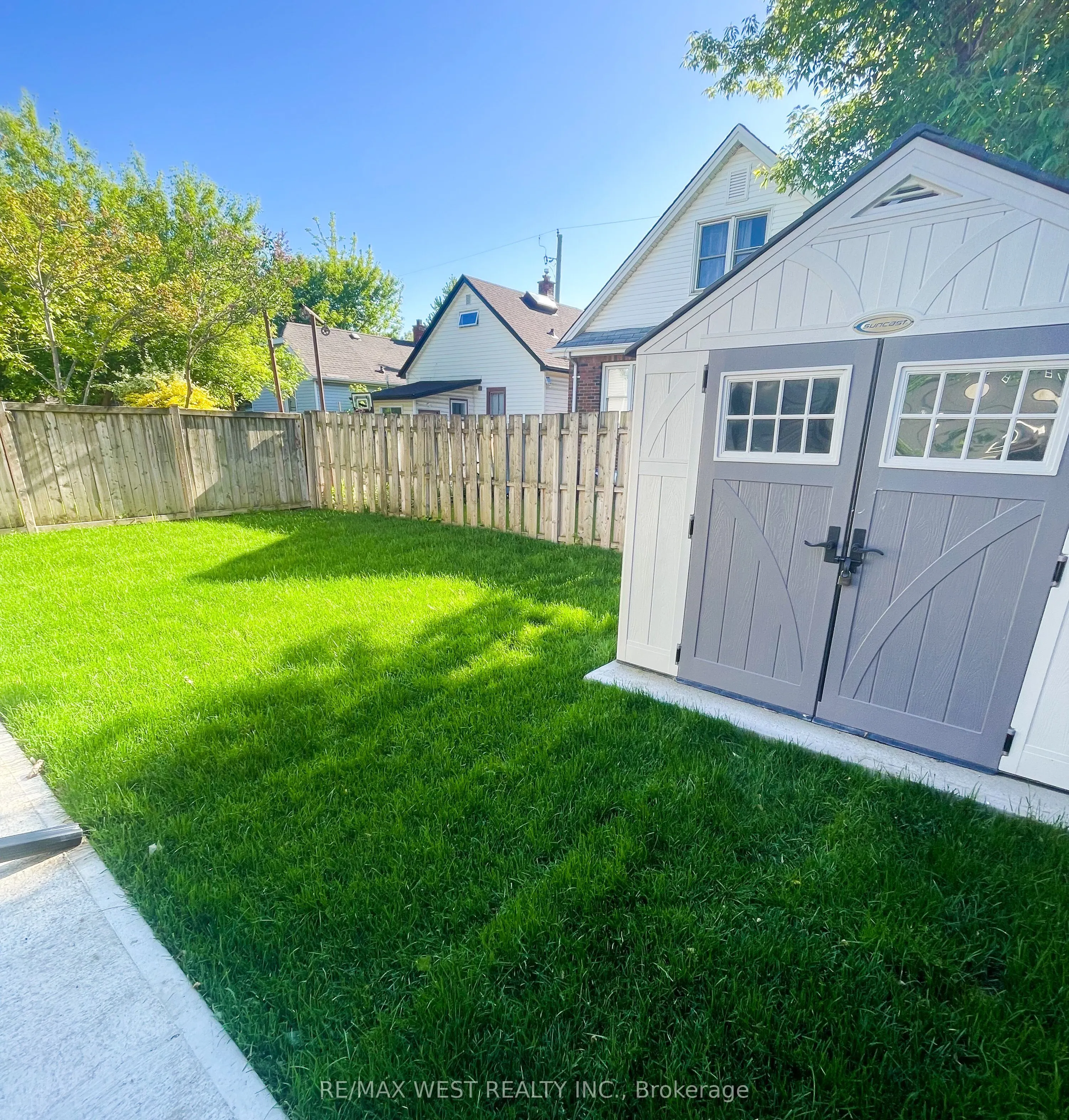 28 Concord Avenue