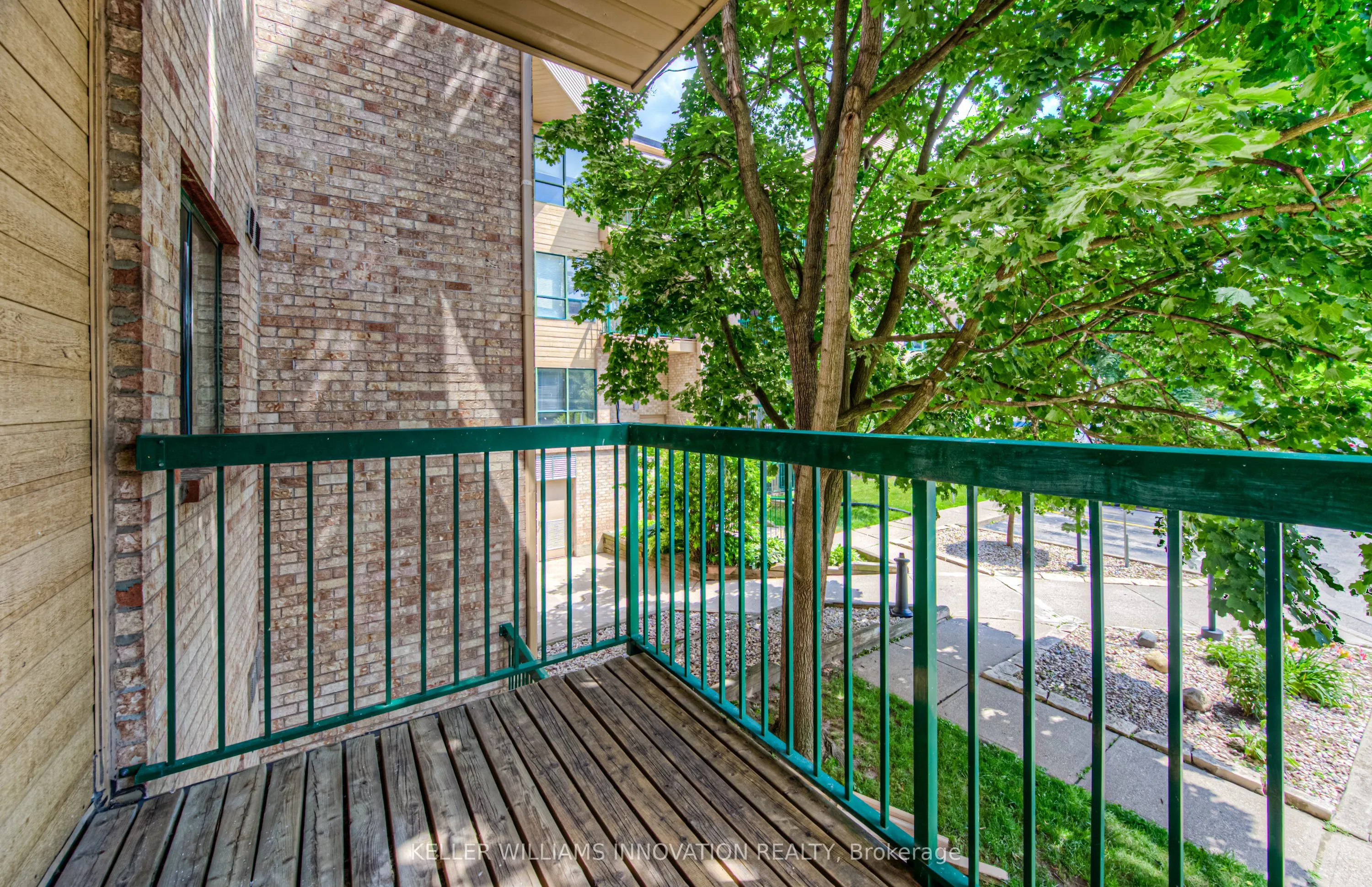 15 Hofstetter Avenue, #213