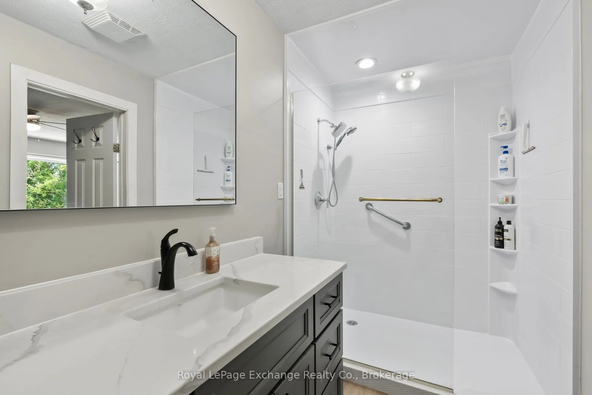 71 Upper Lorne Beach Road