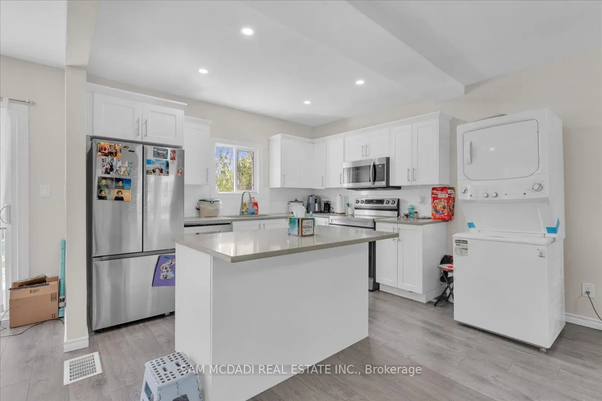 4088 Broughton Avenue