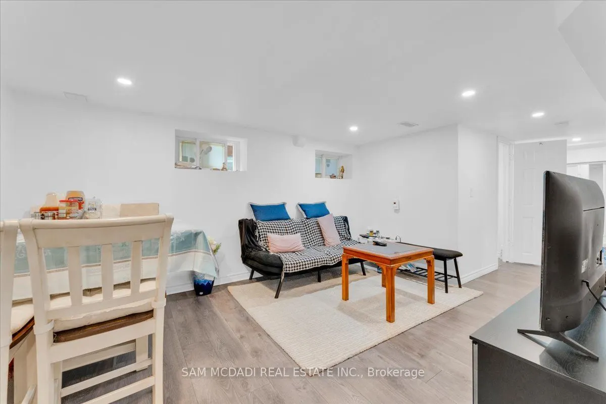 4088 Broughton Avenue