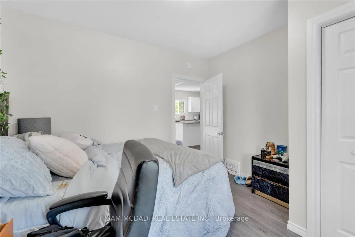 4088 Broughton Avenue