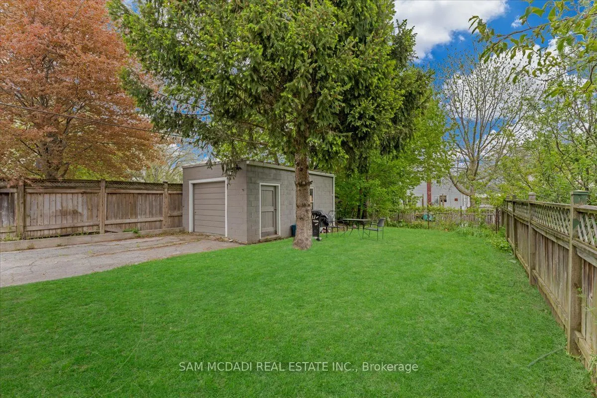 4088 Broughton Avenue