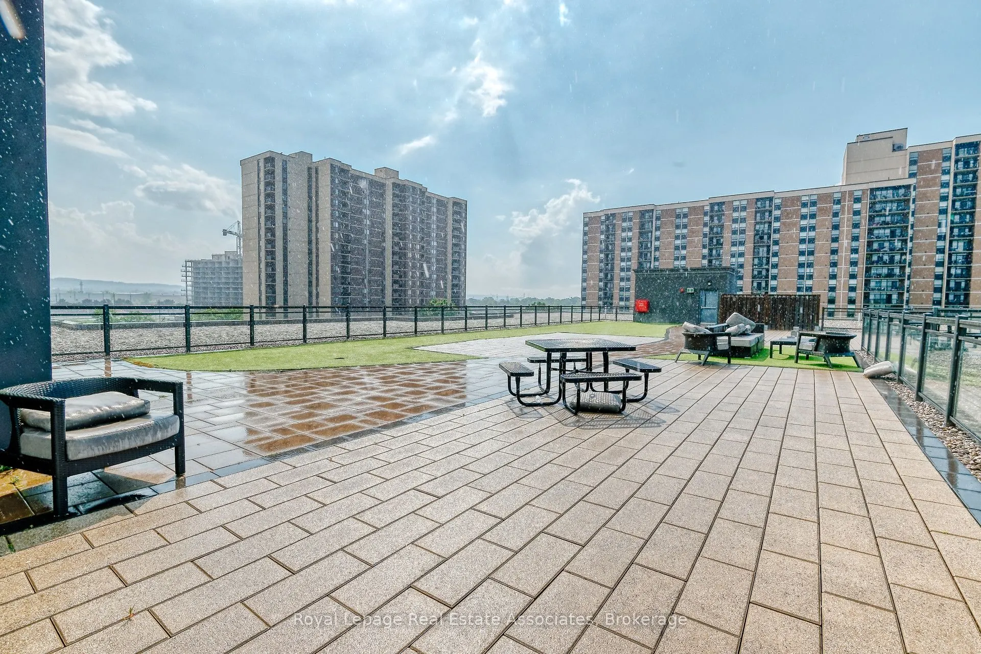 35 Southshore Crescent, #111