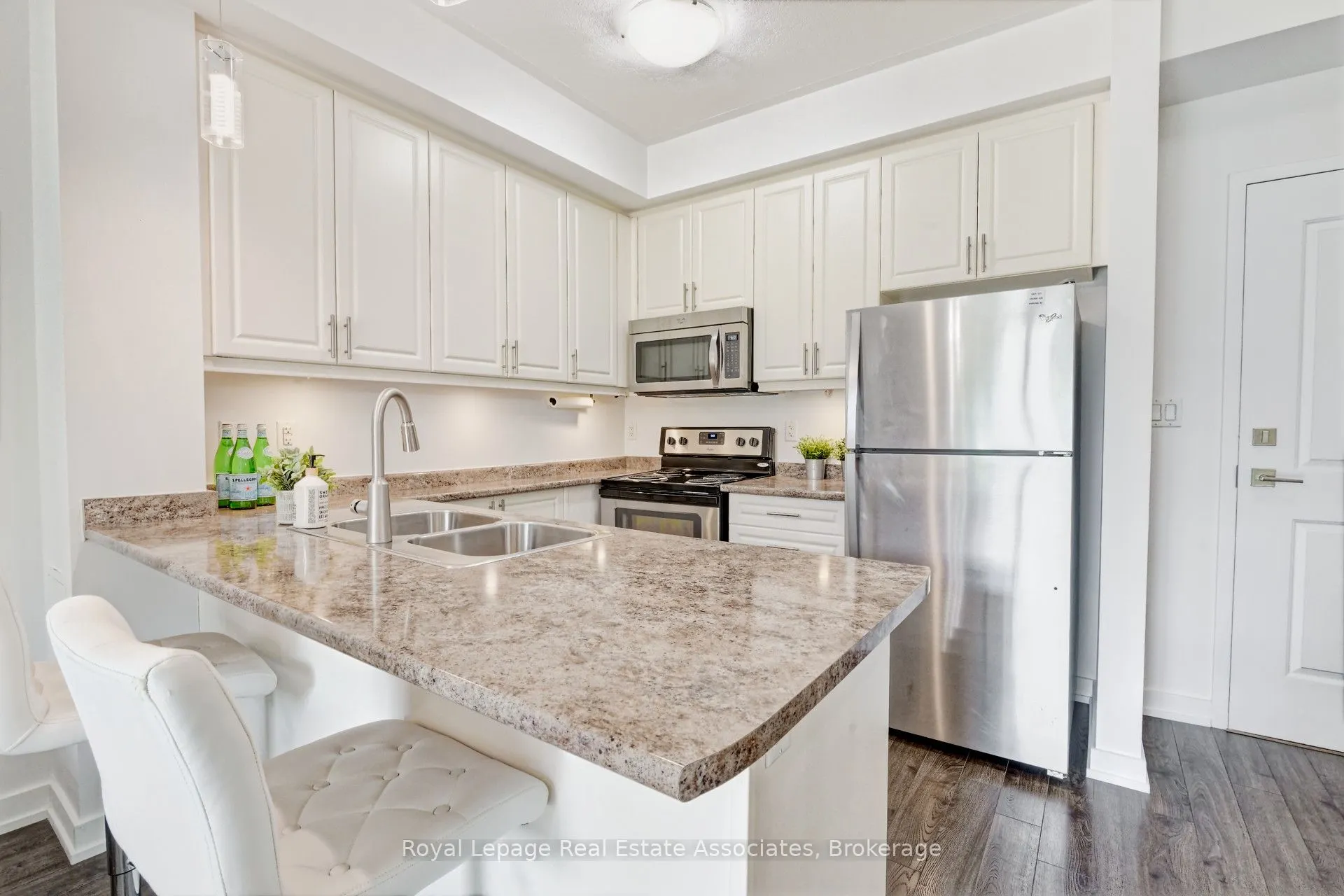 35 Southshore Crescent, #111