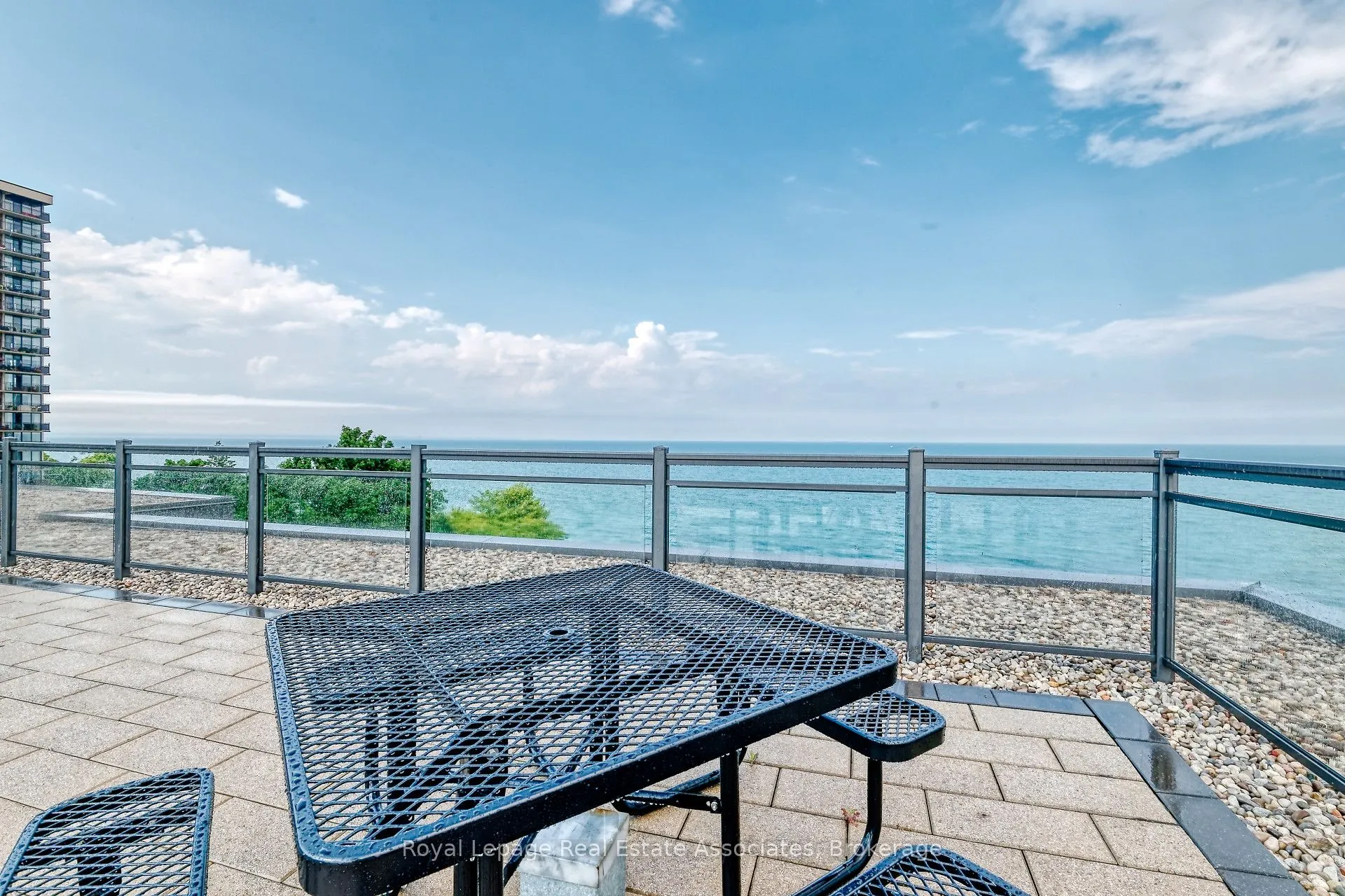 35 Southshore Crescent, #111